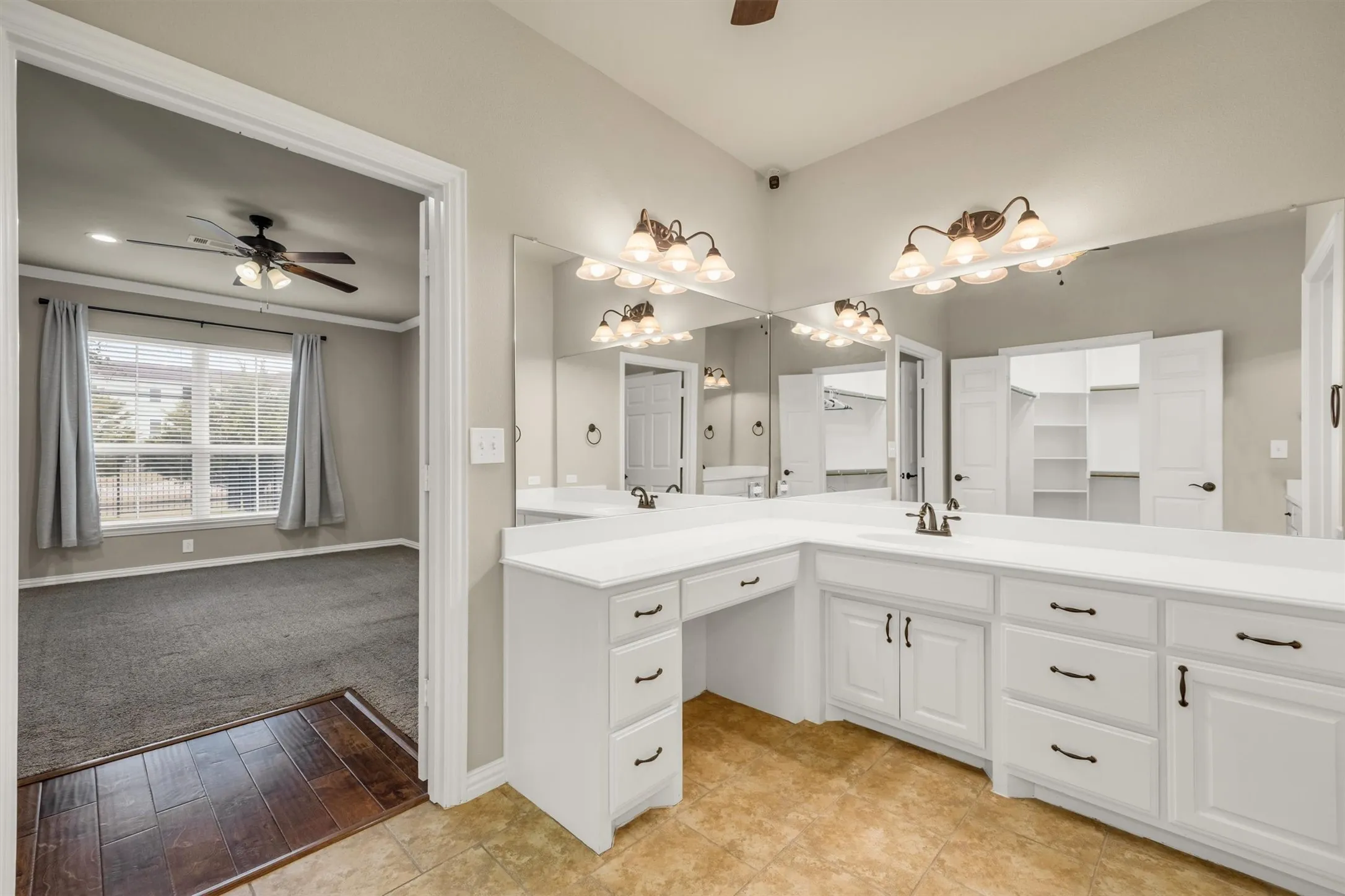 Single Family Residence For Sale in Ellis County , 112 Terra Verde Court, Waxahachie, Texas 75165, 2 Bedroom, 2 Bathroom, 2 Garage spaces, 1,607 Sqft, built in 2015, mls#21388783, Real Estate Agent in Waxahachie, Homes For Sale in Ellis county, Homes For Sale in Waxahachie, Realtor in Waxahachie Texas, Real Estate Brokerage Independent Realty Texas, Luminita Cordes Realtor