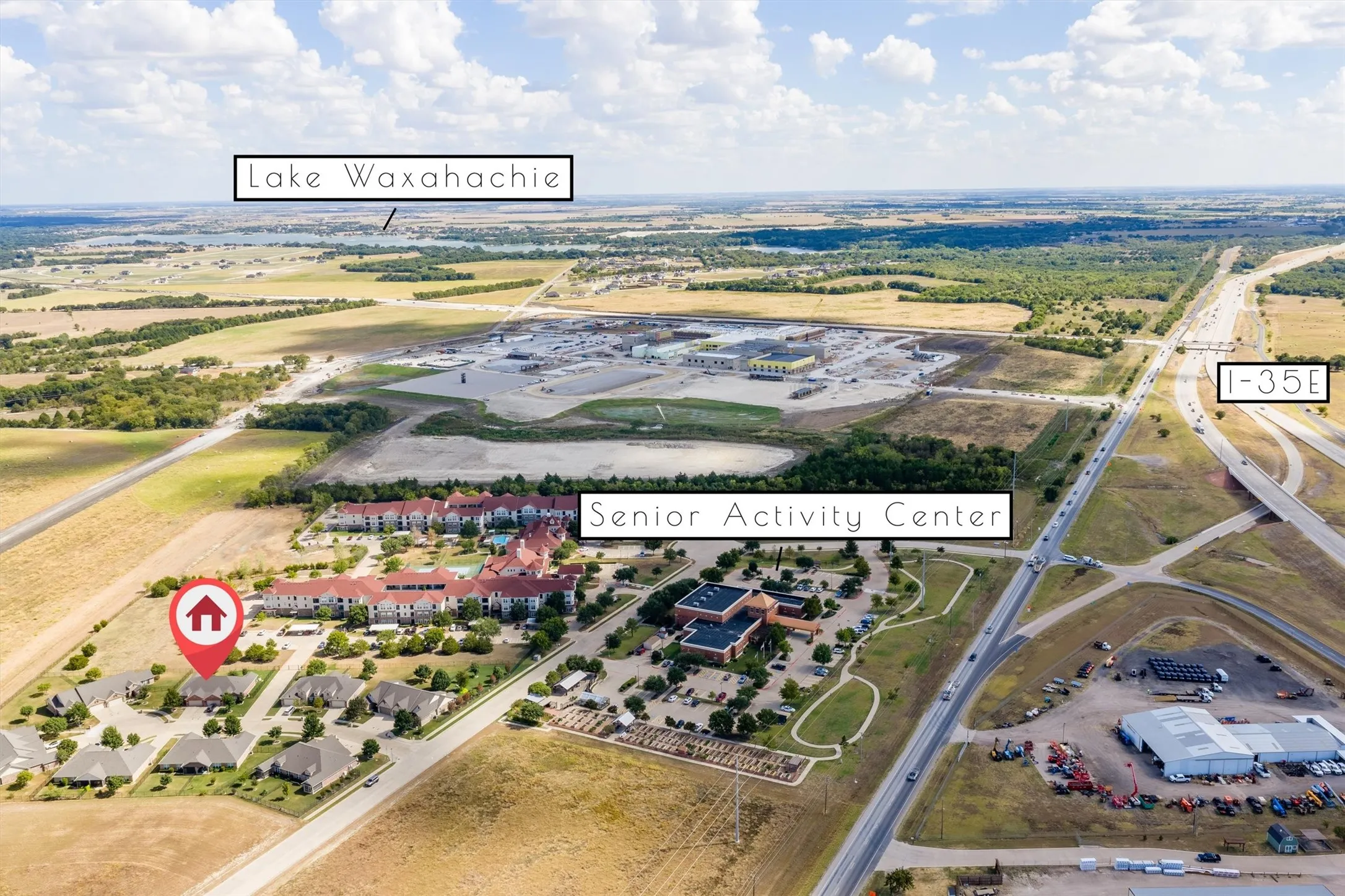 Single Family Residence For Sale in Ellis County , 112 Terra Verde Court, Waxahachie, Texas 75165, 2 Bedroom, 2 Bathroom, 2 Garage spaces, 1,607 Sqft, built in 2015, mls#21388783, Real Estate Agent in Waxahachie, Homes For Sale in Ellis county, Homes For Sale in Waxahachie, Realtor in Waxahachie Texas, Real Estate Brokerage Independent Realty Texas, Luminita Cordes Realtor