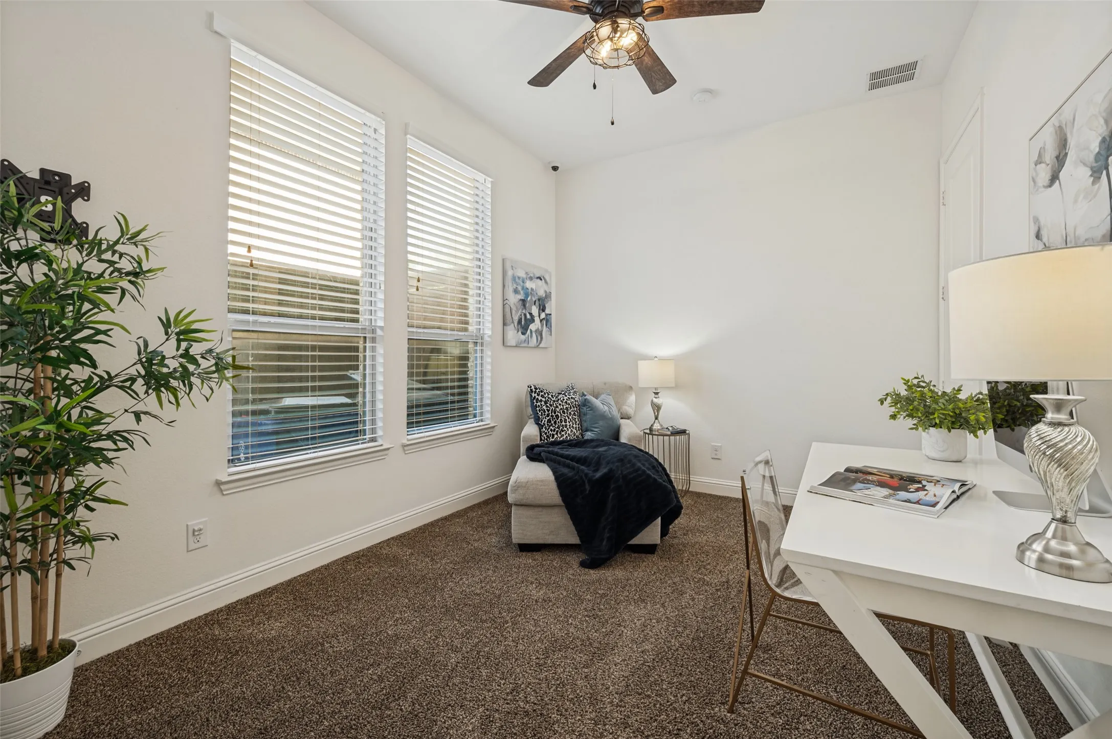 Single Family Residence For Sale in Denton County , 4340 Florentine Lane, Frisco, Texas 75034, 5 Bedroom, 5 Bathroom, 2 Garage spaces, 3,729 Sqft, built in 2015, mls#21387438, Real Estate Agent in Frisco, Homes For Sale in Denton county, Homes For Sale in Frisco, Realtor in Frisco Texas, Real Estate Brokerage Independent Realty Texas, Luminita Cordes Realtor