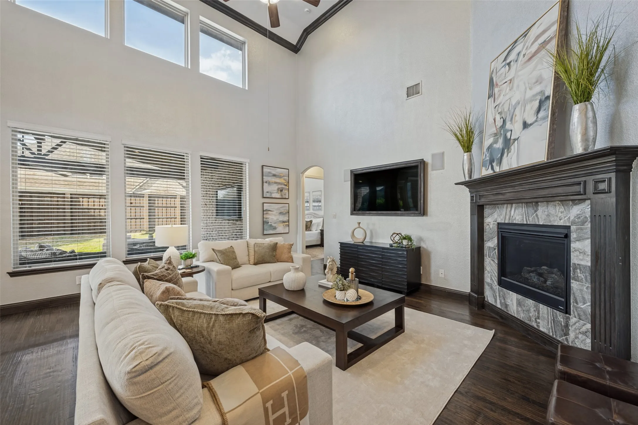 Single Family Residence For Sale in Denton County , 4340 Florentine Lane, Frisco, Texas 75034, 5 Bedroom, 5 Bathroom, 2 Garage spaces, 3,729 Sqft, built in 2015, mls#21387438, Real Estate Agent in Frisco, Homes For Sale in Denton county, Homes For Sale in Frisco, Realtor in Frisco Texas, Real Estate Brokerage Independent Realty Texas, Luminita Cordes Realtor