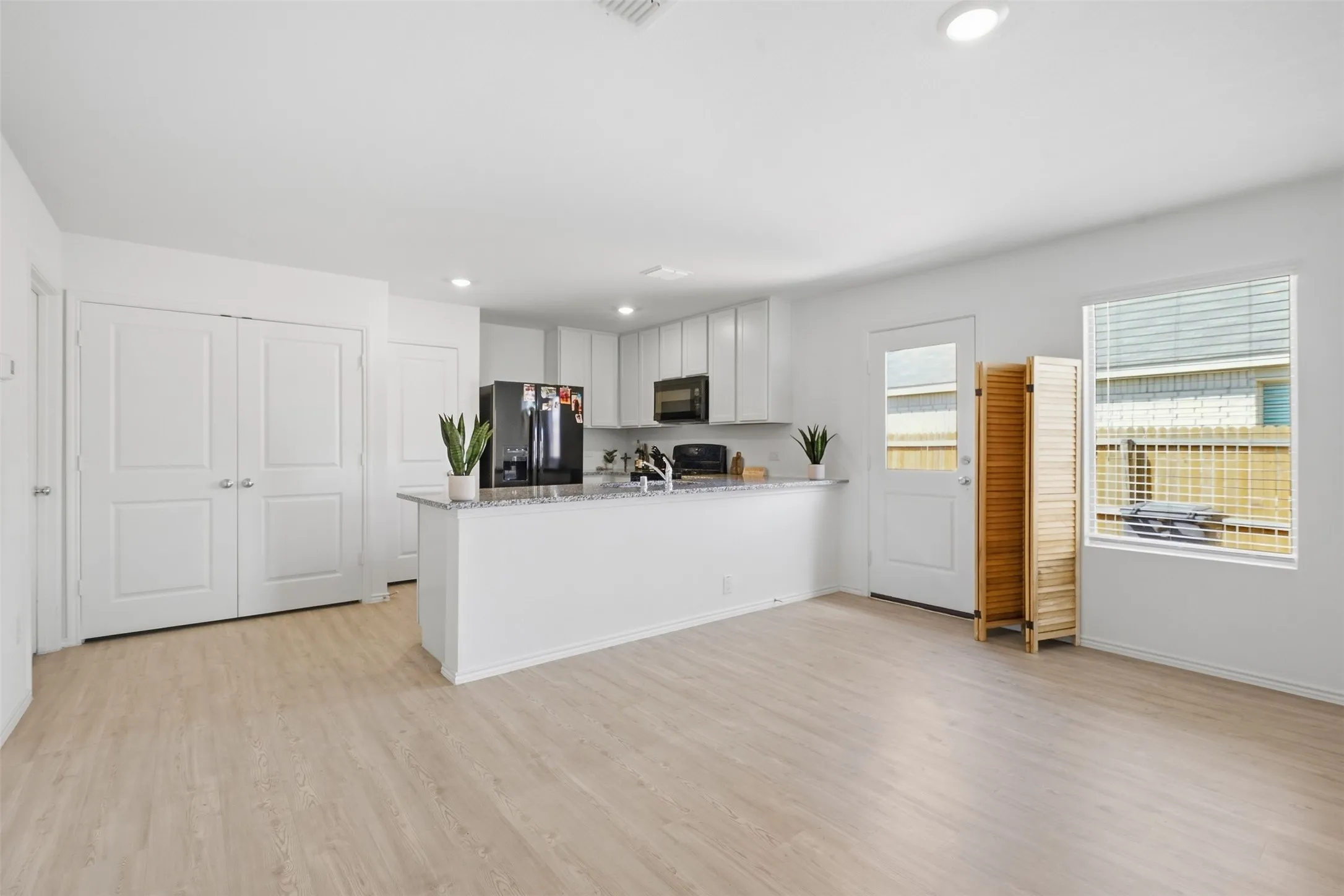 Single Family Residence For Sale in Denton County , 15121 Tejano Street, Fort Worth, Texas 76052, 3 Bedroom, 2 Bathroom, 2 Garage spaces, 1,320 Sqft, built in 2024, mls#21384232, Real Estate Agent in Fort Worth, Homes For Sale in Denton county, Homes For Sale in Fort Worth, Realtor in Fort Worth Texas, Real Estate Brokerage Independent Realty Texas, Luminita Cordes Realtor