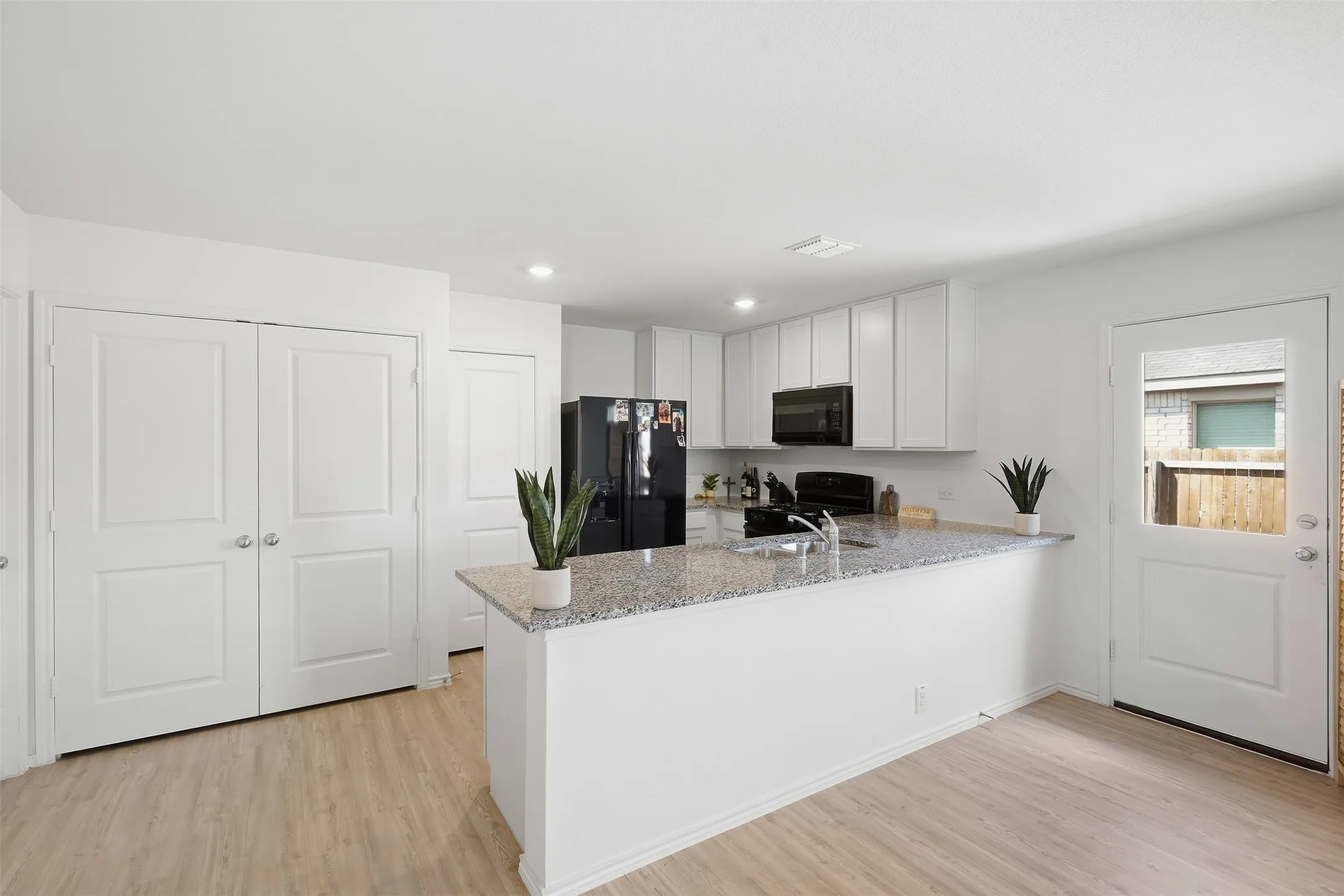 Single Family Residence For Sale in Denton County , 15121 Tejano Street, Fort Worth, Texas 76052, 3 Bedroom, 2 Bathroom, 2 Garage spaces, 1,320 Sqft, built in 2024, mls#21384232, Real Estate Agent in Fort Worth, Homes For Sale in Denton county, Homes For Sale in Fort Worth, Realtor in Fort Worth Texas, Real Estate Brokerage Independent Realty Texas, Luminita Cordes Realtor