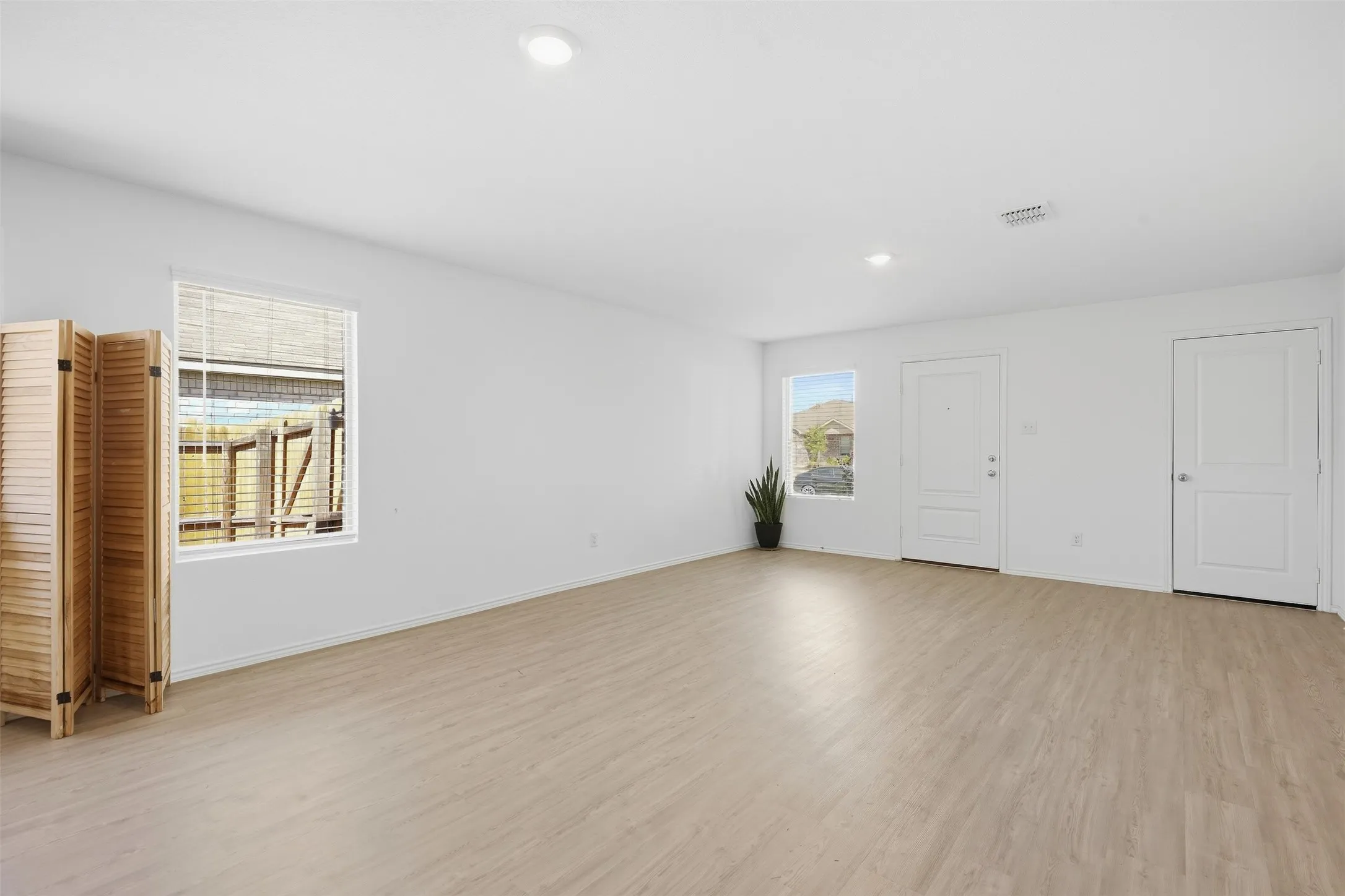 Single Family Residence For Sale in Denton County , 15121 Tejano Street, Fort Worth, Texas 76052, 3 Bedroom, 2 Bathroom, 2 Garage spaces, 1,320 Sqft, built in 2024, mls#21384232, Real Estate Agent in Fort Worth, Homes For Sale in Denton county, Homes For Sale in Fort Worth, Realtor in Fort Worth Texas, Real Estate Brokerage Independent Realty Texas, Luminita Cordes Realtor