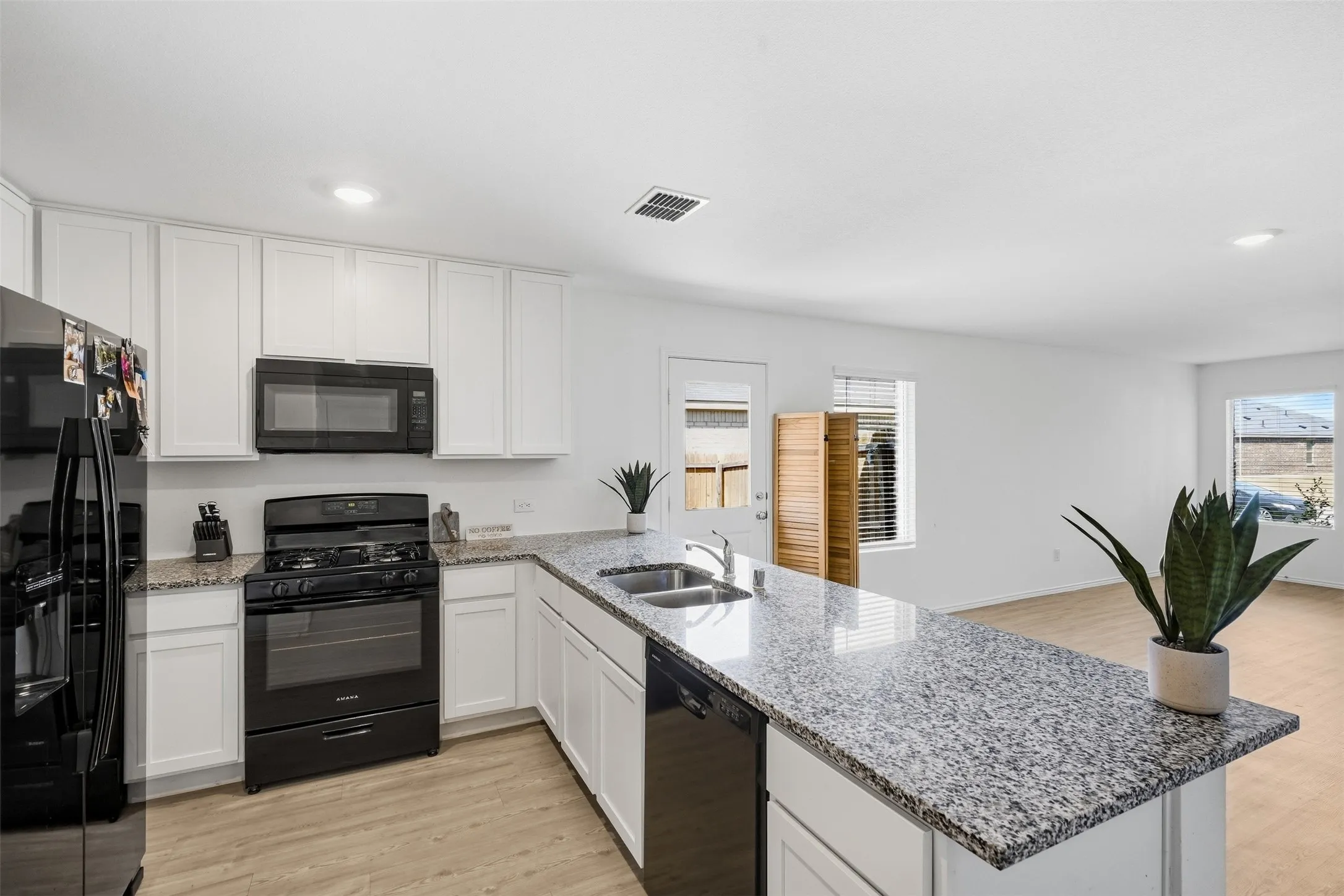 Single Family Residence For Sale in Denton County , 15121 Tejano Street, Fort Worth, Texas 76052, 3 Bedroom, 2 Bathroom, 2 Garage spaces, 1,320 Sqft, built in 2024, mls#21384232, Real Estate Agent in Fort Worth, Homes For Sale in Denton county, Homes For Sale in Fort Worth, Realtor in Fort Worth Texas, Real Estate Brokerage Independent Realty Texas, Luminita Cordes Realtor