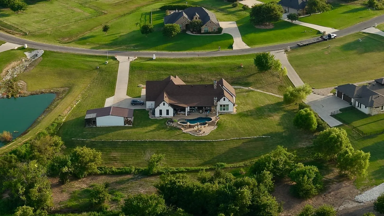 Single Family Residence For Sale in Johnson County , 9108 Sirius Lane, Godley, Texas 76044, 4 Bedroom, 3 Bathroom, 5 Garage spaces, 3,745 Sqft, built in 2018, mls#21389018, Real Estate Agent in Godley, Homes For Sale in Johnson county, Homes For Sale in Godley, Realtor in Godley Texas, Real Estate Brokerage Independent Realty Texas, Luminita Cordes Realtor