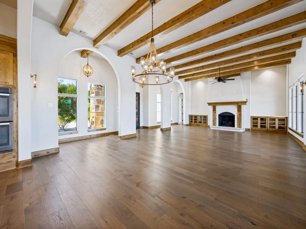 Single Family Residence For Sale in Johnson County , 9108 Sirius Lane, Godley, Texas 76044, 4 Bedroom, 3 Bathroom, 5 Garage spaces, 3,745 Sqft, built in 2018, mls#21389018, Real Estate Agent in Godley, Homes For Sale in Johnson county, Homes For Sale in Godley, Realtor in Godley Texas, Real Estate Brokerage Independent Realty Texas, Luminita Cordes Realtor