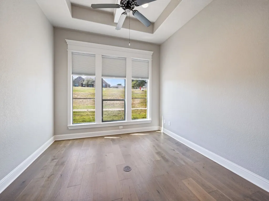 Single Family Residence For Sale in Johnson County , 9108 Sirius Lane, Godley, Texas 76044, 4 Bedroom, 3 Bathroom, 5 Garage spaces, 3,745 Sqft, built in 2018, mls#21389018, Real Estate Agent in Godley, Homes For Sale in Johnson county, Homes For Sale in Godley, Realtor in Godley Texas, Real Estate Brokerage Independent Realty Texas, Luminita Cordes Realtor