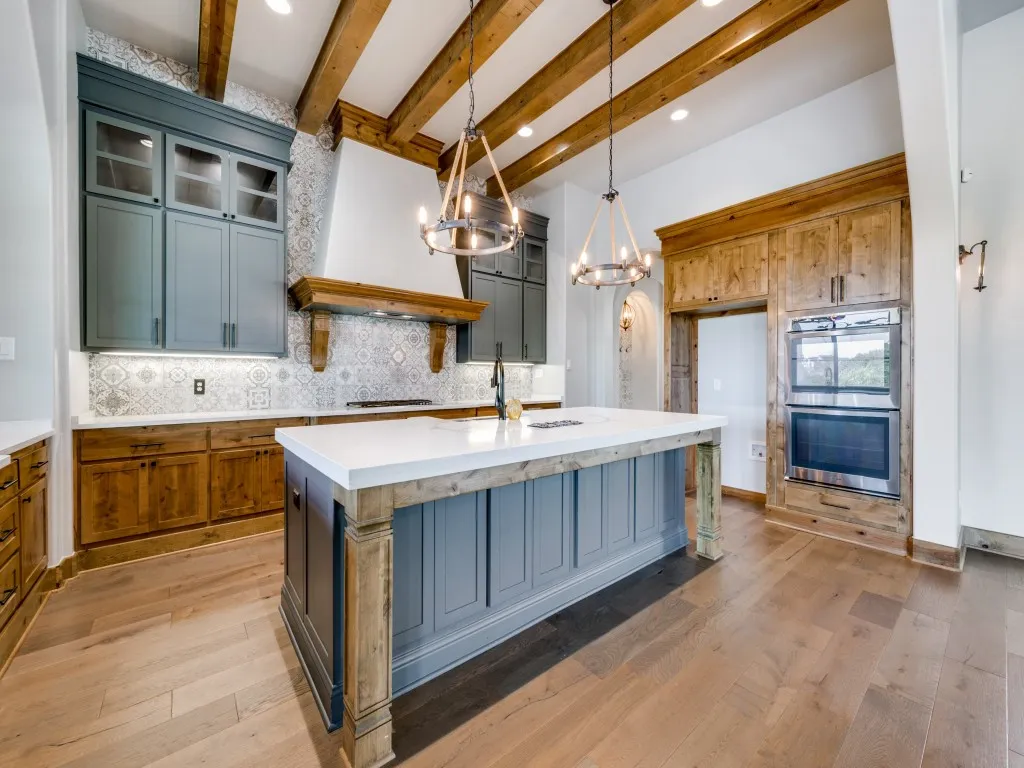 Single Family Residence For Sale in Johnson County , 9108 Sirius Lane, Godley, Texas 76044, 4 Bedroom, 3 Bathroom, 5 Garage spaces, 3,745 Sqft, built in 2018, mls#21389018, Real Estate Agent in Godley, Homes For Sale in Johnson county, Homes For Sale in Godley, Realtor in Godley Texas, Real Estate Brokerage Independent Realty Texas, Luminita Cordes Realtor