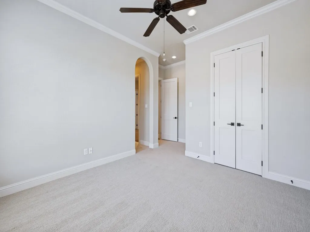 Single Family Residence For Sale in Johnson County , 9108 Sirius Lane, Godley, Texas 76044, 4 Bedroom, 3 Bathroom, 5 Garage spaces, 3,745 Sqft, built in 2018, mls#21389018, Real Estate Agent in Godley, Homes For Sale in Johnson county, Homes For Sale in Godley, Realtor in Godley Texas, Real Estate Brokerage Independent Realty Texas, Luminita Cordes Realtor