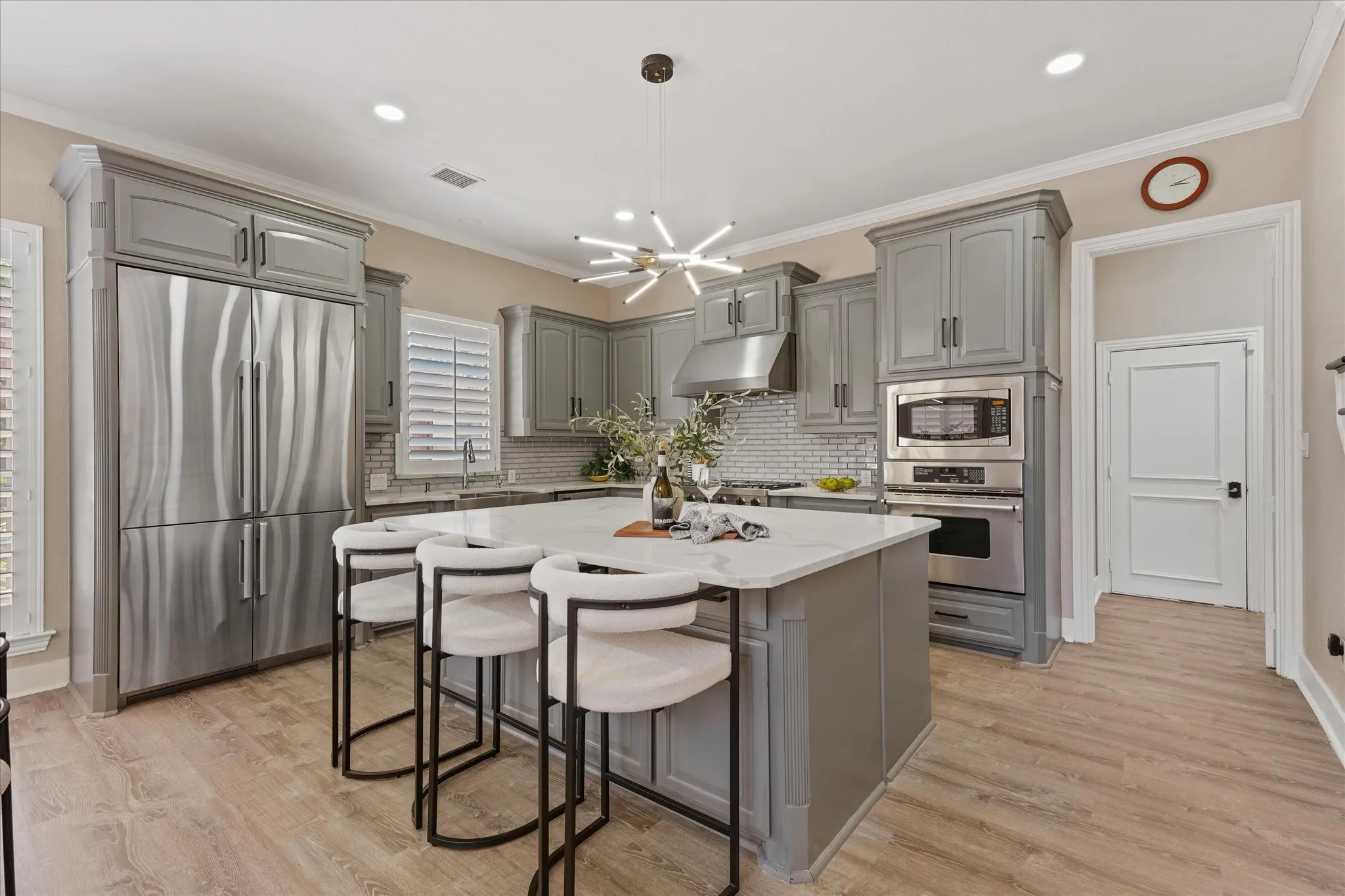 Single Family Residence For Sale in Denton County , 2601 Sir Gawain Lane, Lewisville, Texas 75056, 5 Bedroom, 5 Bathroom, 3 Garage spaces, 5,135 Sqft, built in 2002, mls#21389024, Real Estate Agent in Lewisville, Homes For Sale in Denton county, Homes For Sale in Lewisville, Realtor in Lewisville Texas, Real Estate Brokerage Independent Realty Texas, Luminita Cordes Realtor