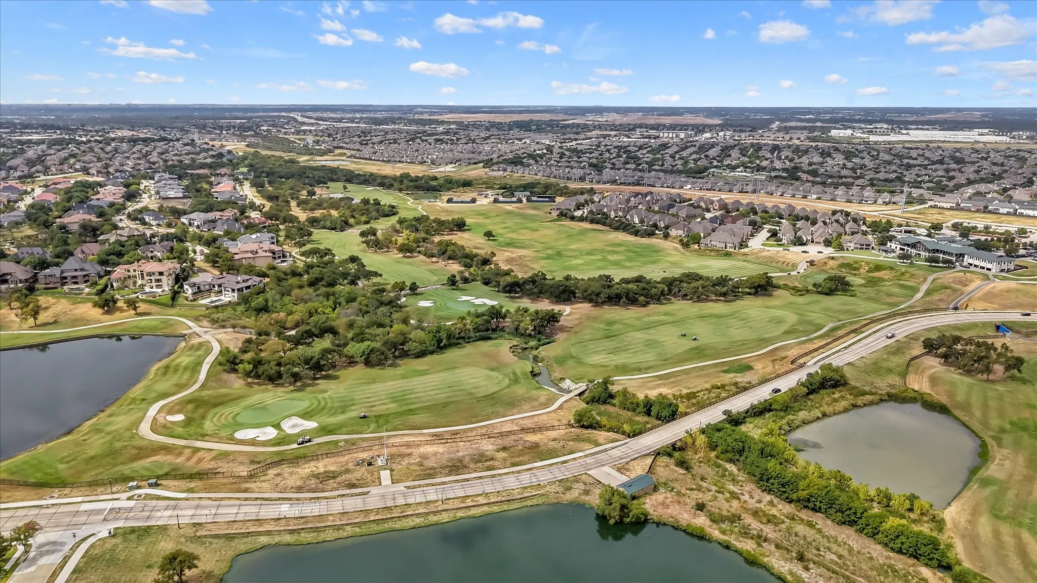 Single Family Residence For Sale in Denton County , 2601 Sir Gawain Lane, Lewisville, Texas 75056, 5 Bedroom, 5 Bathroom, 3 Garage spaces, 5,135 Sqft, built in 2002, mls#21389024, Real Estate Agent in Lewisville, Homes For Sale in Denton county, Homes For Sale in Lewisville, Realtor in Lewisville Texas, Real Estate Brokerage Independent Realty Texas, Luminita Cordes Realtor