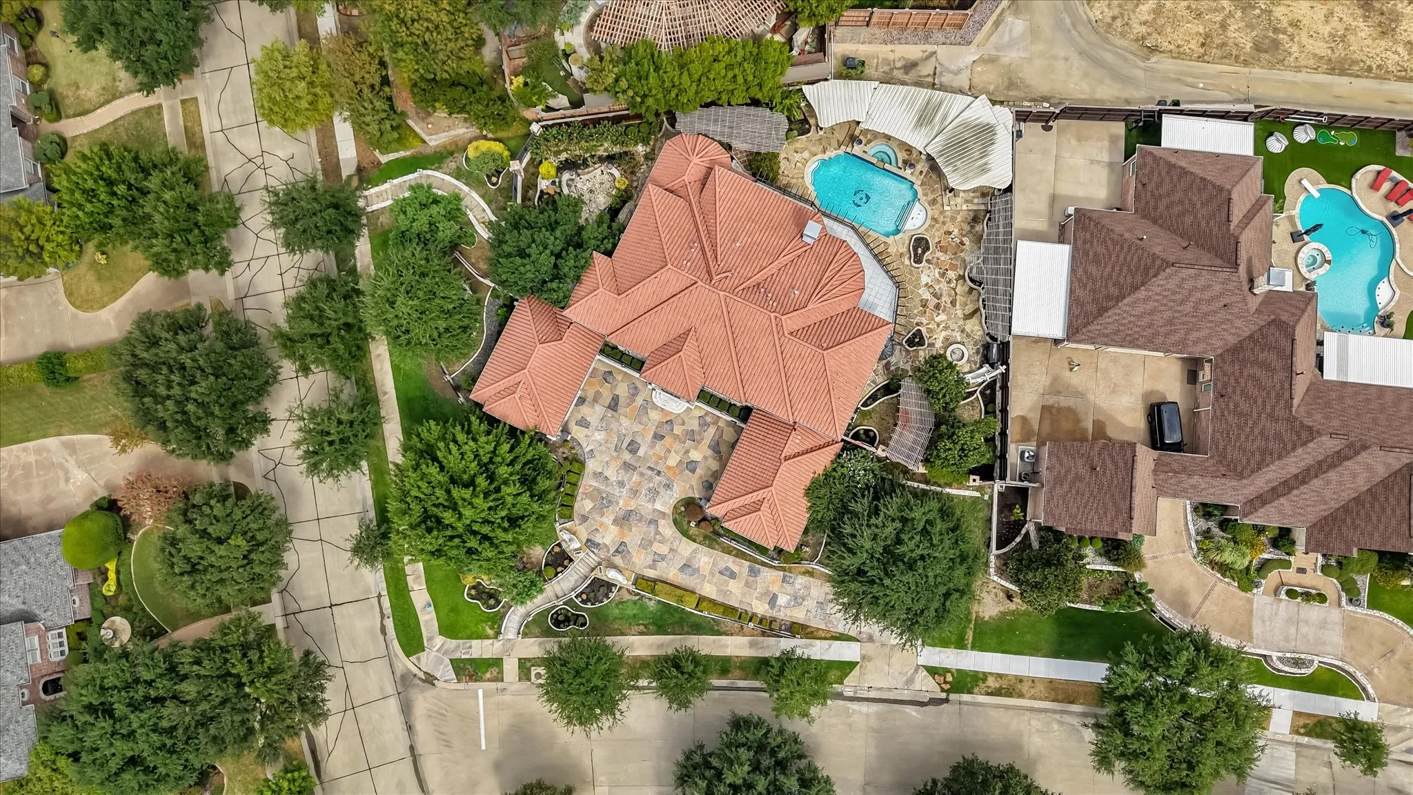 Single Family Residence For Sale in Denton County , 2601 Sir Gawain Lane, Lewisville, Texas 75056, 5 Bedroom, 5 Bathroom, 3 Garage spaces, 5,135 Sqft, built in 2002, mls#21389024, Real Estate Agent in Lewisville, Homes For Sale in Denton county, Homes For Sale in Lewisville, Realtor in Lewisville Texas, Real Estate Brokerage Independent Realty Texas, Luminita Cordes Realtor