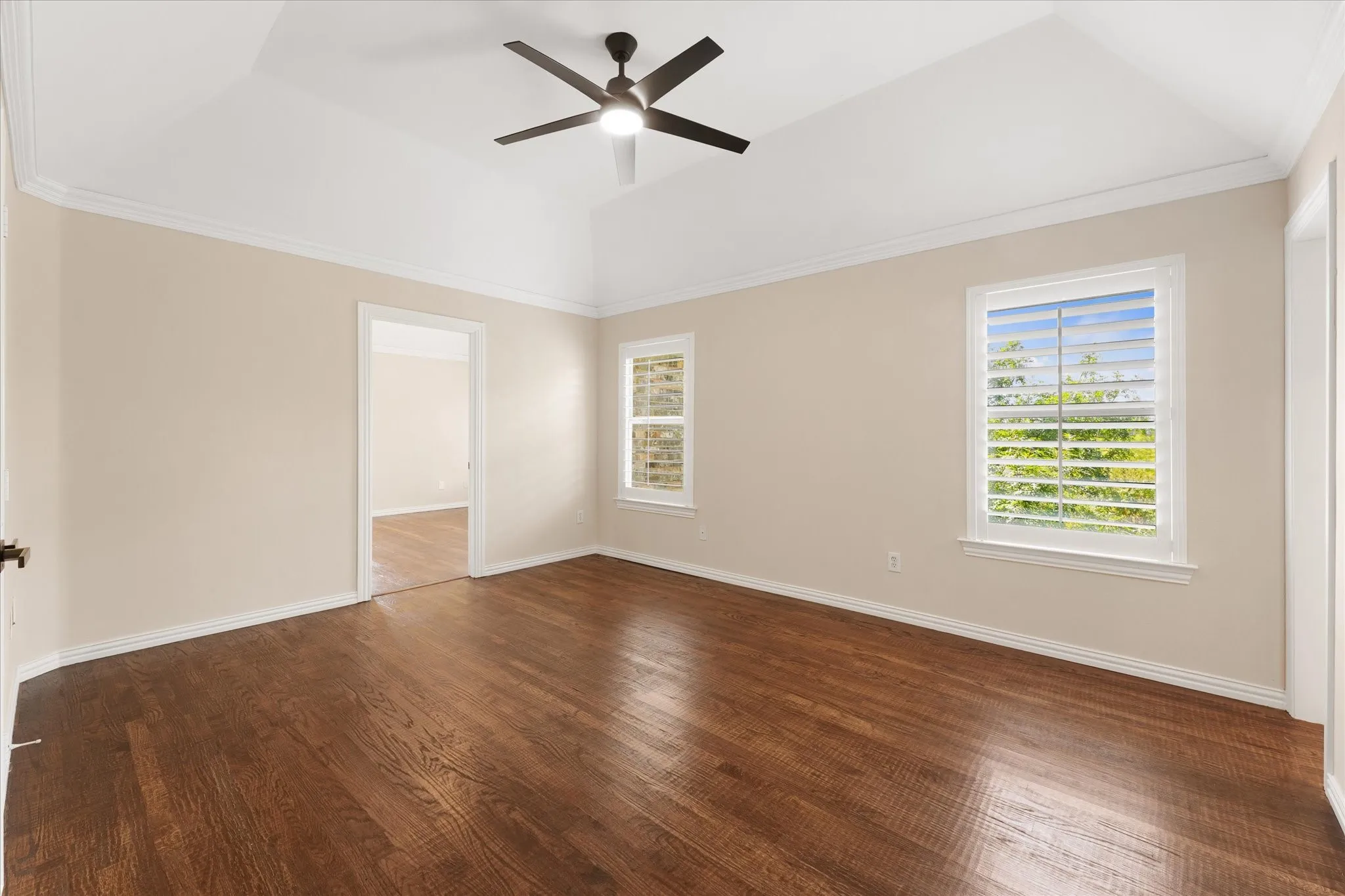 Single Family Residence For Sale in Denton County , 2601 Sir Gawain Lane, Lewisville, Texas 75056, 5 Bedroom, 5 Bathroom, 3 Garage spaces, 5,135 Sqft, built in 2002, mls#21389024, Real Estate Agent in Lewisville, Homes For Sale in Denton county, Homes For Sale in Lewisville, Realtor in Lewisville Texas, Real Estate Brokerage Independent Realty Texas, Luminita Cordes Realtor