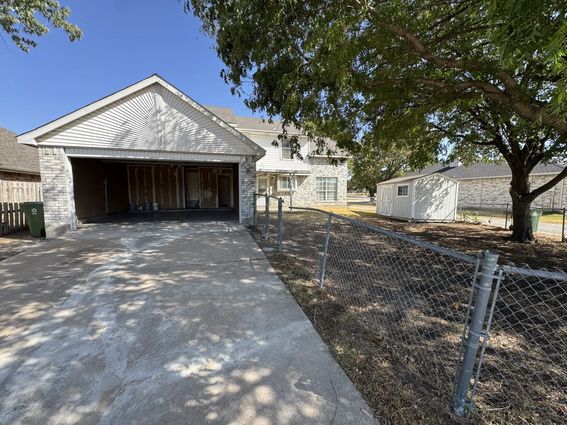 Single Family Residence For Rent in Denton County , 5232 Goodman Drive, The Colony, Texas 75056, 3 Bedroom, 3 Bathroom, 2 Garage spaces, 1,945 Sqft, built in 1990, mls#21388053, Real Estate Agent in The Colony, Homes For Rent in Denton county, Homes For Rent in The Colony, Realtor in The Colony Texas, Real Estate Brokerage Independent Realty Texas, Luminita Cordes Realtor