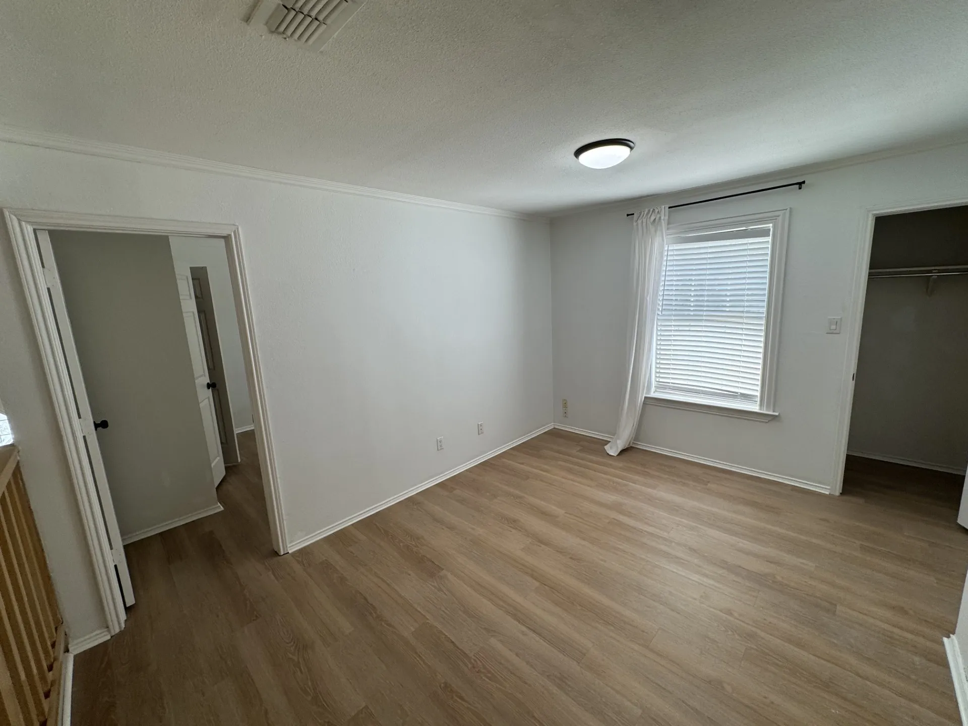 Single Family Residence For Rent in Denton County , 5232 Goodman Drive, The Colony, Texas 75056, 3 Bedroom, 3 Bathroom, 2 Garage spaces, 1,945 Sqft, built in 1990, mls#21388053, Real Estate Agent in The Colony, Homes For Rent in Denton county, Homes For Rent in The Colony, Realtor in The Colony Texas, Real Estate Brokerage Independent Realty Texas, Luminita Cordes Realtor