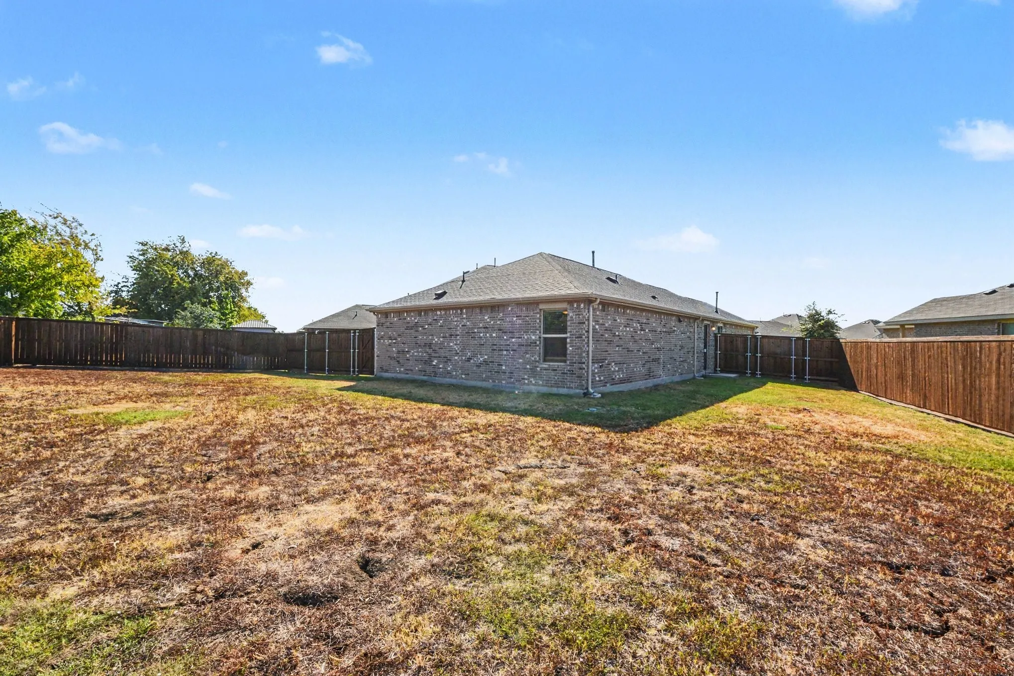 Single Family Residence For Sale in Denton County , 3001 Harper Street, Little Elm, Texas 75068, 3 Bedroom, 2 Bathroom, 2 Garage spaces, 1,500 Sqft, built in 2022, mls#21386737, Real Estate Agent in Little Elm, Homes For Sale in Denton county, Homes For Sale in Little Elm, Realtor in Little Elm Texas, Real Estate Brokerage Independent Realty Texas, Luminita Cordes Realtor