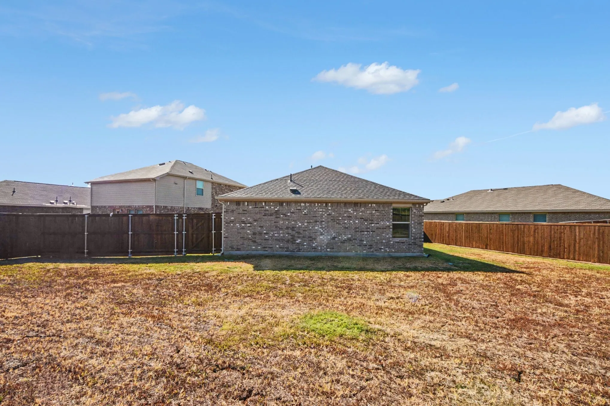 Single Family Residence For Sale in Denton County , 3001 Harper Street, Little Elm, Texas 75068, 3 Bedroom, 2 Bathroom, 2 Garage spaces, 1,500 Sqft, built in 2022, mls#21386737, Real Estate Agent in Little Elm, Homes For Sale in Denton county, Homes For Sale in Little Elm, Realtor in Little Elm Texas, Real Estate Brokerage Independent Realty Texas, Luminita Cordes Realtor