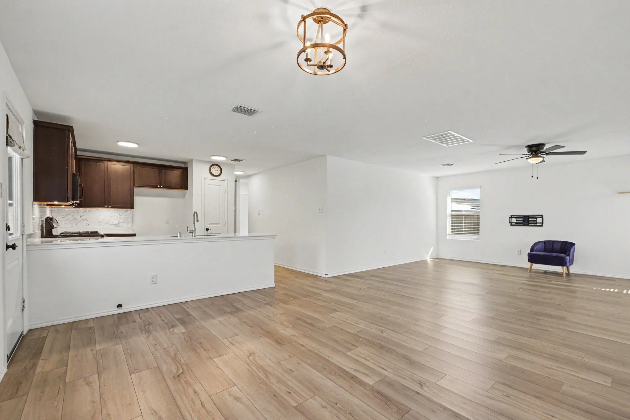 Single Family Residence For Sale in Denton County , 3001 Harper Street, Little Elm, Texas 75068, 3 Bedroom, 2 Bathroom, 2 Garage spaces, 1,500 Sqft, built in 2022, mls#21386737, Real Estate Agent in Little Elm, Homes For Sale in Denton county, Homes For Sale in Little Elm, Realtor in Little Elm Texas, Real Estate Brokerage Independent Realty Texas, Luminita Cordes Realtor