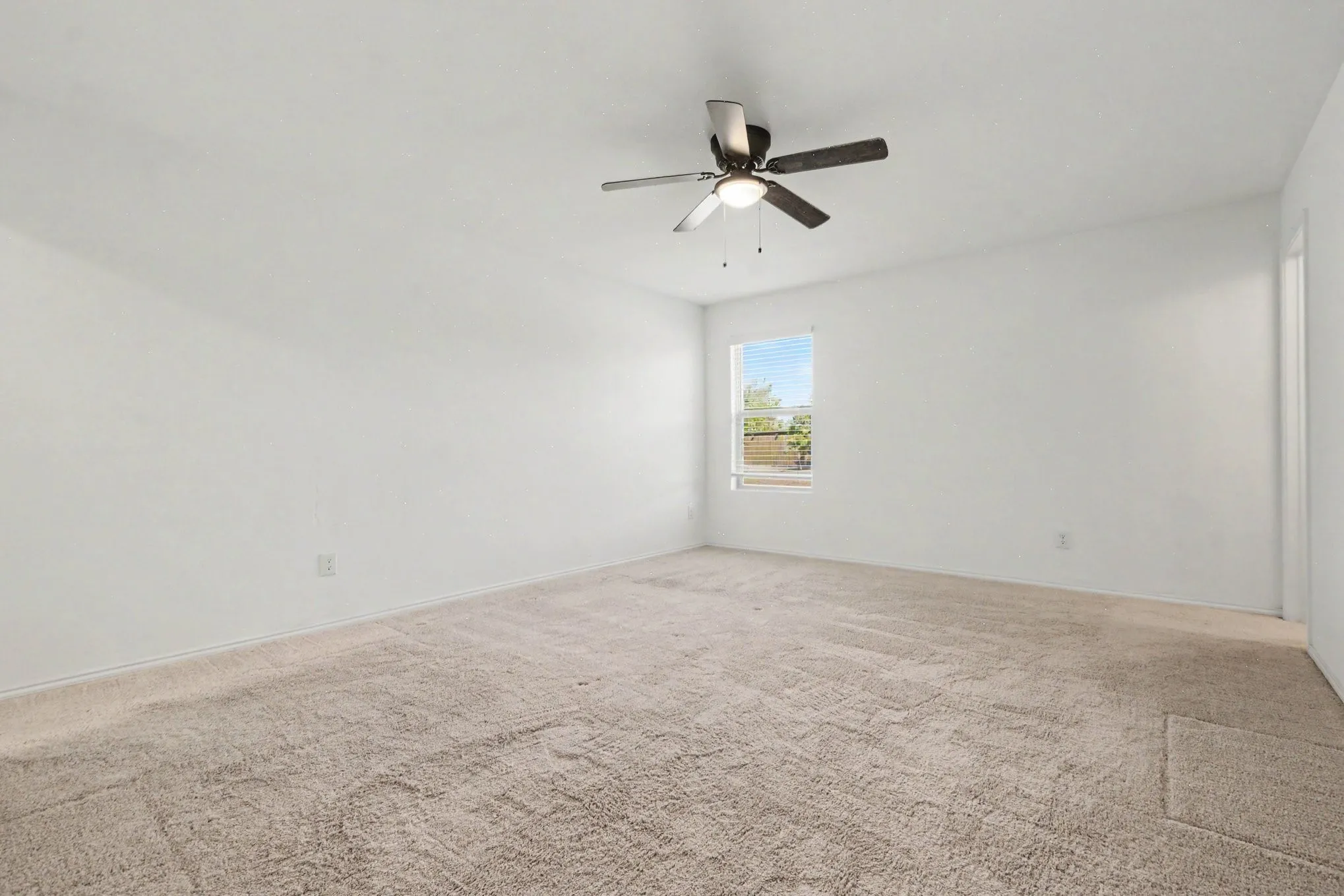 Single Family Residence For Sale in Denton County , 3001 Harper Street, Little Elm, Texas 75068, 3 Bedroom, 2 Bathroom, 2 Garage spaces, 1,500 Sqft, built in 2022, mls#21386737, Real Estate Agent in Little Elm, Homes For Sale in Denton county, Homes For Sale in Little Elm, Realtor in Little Elm Texas, Real Estate Brokerage Independent Realty Texas, Luminita Cordes Realtor
