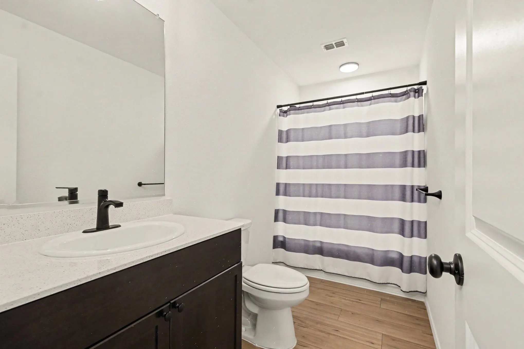 Single Family Residence For Sale in Denton County , 3001 Harper Street, Little Elm, Texas 75068, 3 Bedroom, 2 Bathroom, 2 Garage spaces, 1,500 Sqft, built in 2022, mls#21386737, Real Estate Agent in Little Elm, Homes For Sale in Denton county, Homes For Sale in Little Elm, Realtor in Little Elm Texas, Real Estate Brokerage Independent Realty Texas, Luminita Cordes Realtor