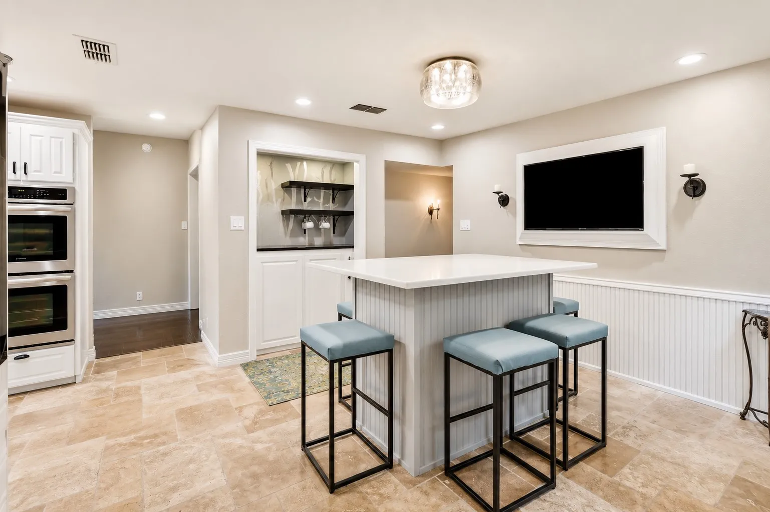 Built in breakfast table