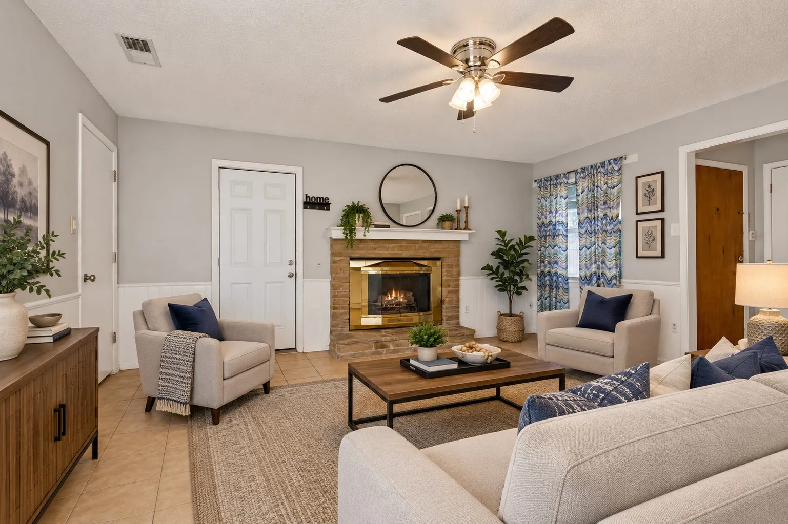 Single Family Residence For Sale in Dallas County , 2218 Royal Oaks Drive, Irving, Texas 75060, 3 Bedroom, 2 Bathroom, 2 Garage spaces, 1,407 Sqft, built in 1961, mls#21384057, Real Estate Agent in Irving, Homes For Sale in Dallas county, Homes For Sale in Irving, Realtor in Irving Texas, Real Estate Brokerage Independent Realty Texas, Luminita Cordes Realtor