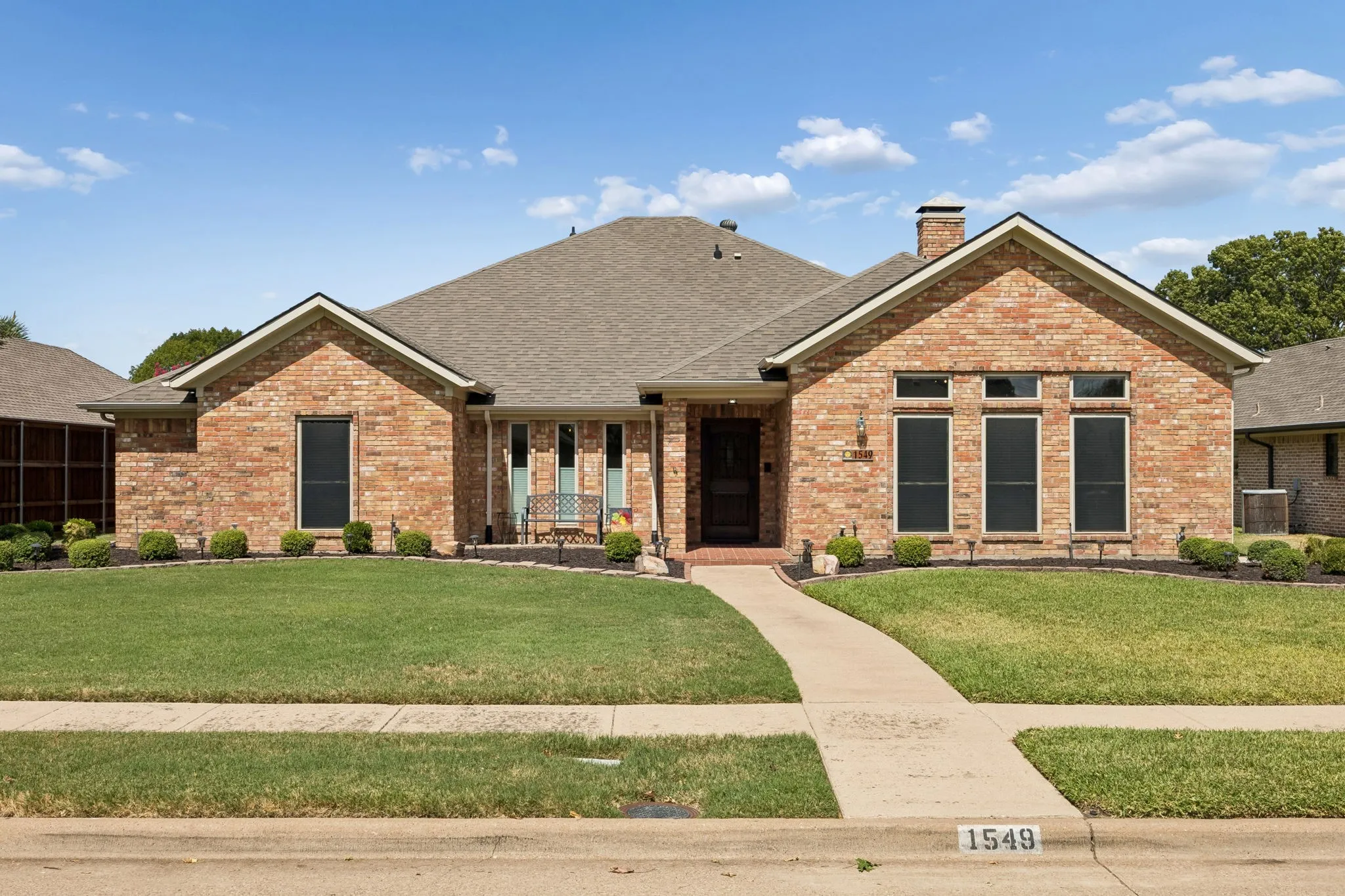 Single Family Residence For Sale in Collin County , 1549 Bamburgh Drive, Plano, Texas 75075, 4 Bedroom, 3 Bathroom, 2 Garage spaces, 2,933 Sqft, built in 1983, mls#21387708, Real Estate Agent in Plano, Homes For Sale in Collin county, Homes For Sale in Plano, Realtor in Plano Texas, Real Estate Brokerage Independent Realty Texas, Luminita Cordes Realtor