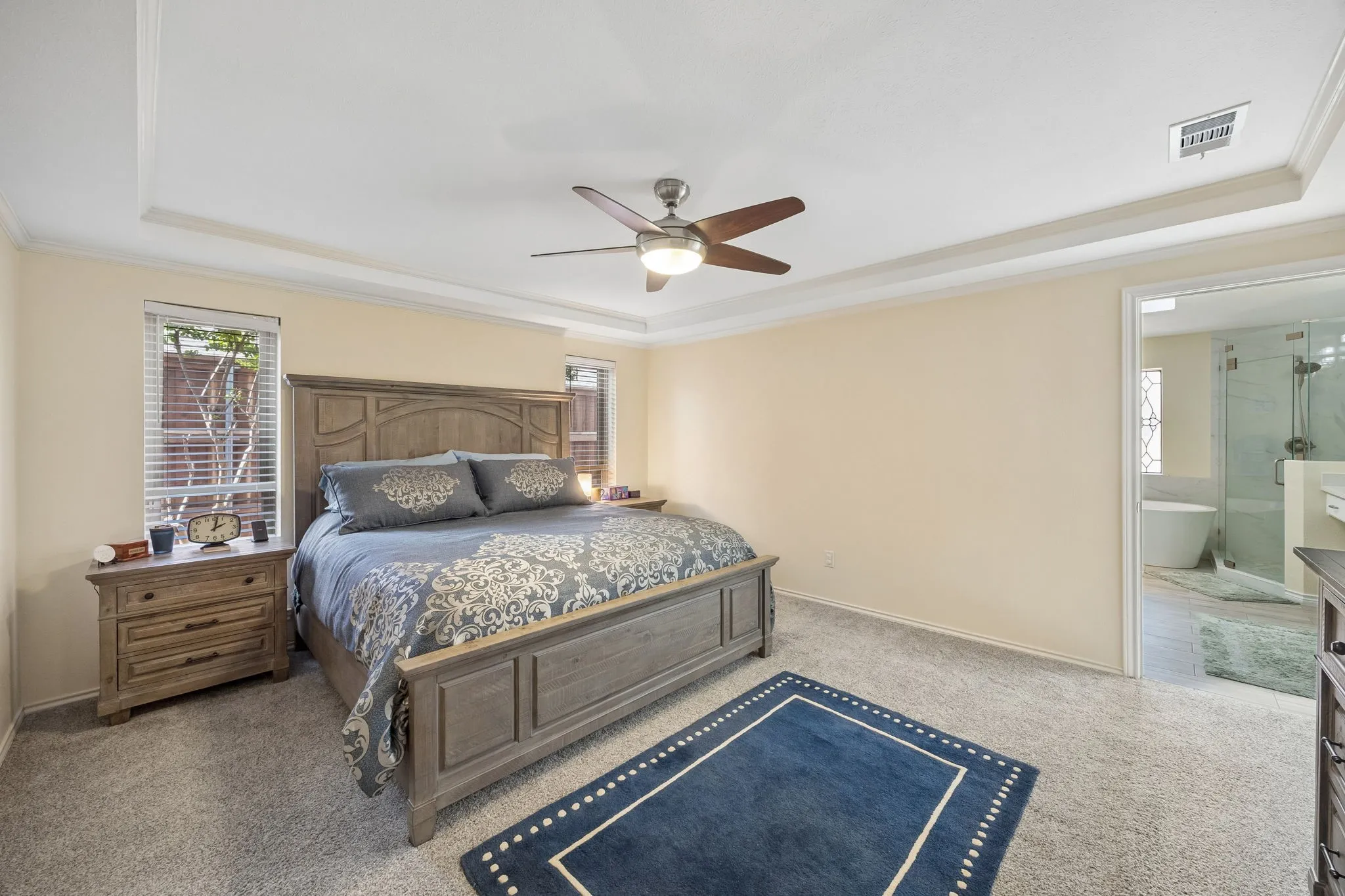 1549 Bamburgh awesome primary bedroom