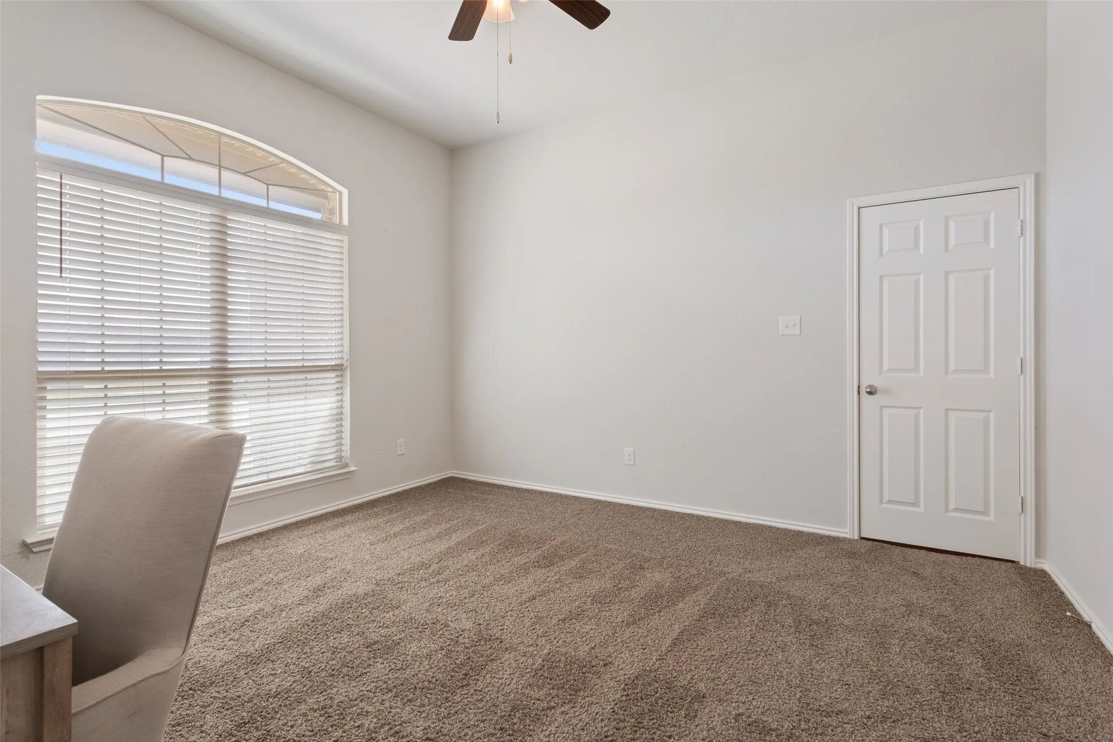 Single Family Residence For Sale in Bell County , 9007 Everly Drive, Killeen, Texas 76542, 3 Bedroom, 2 Bathroom, 2 Garage spaces, 2,086 Sqft, built in 2019, mls#21378724, Real Estate Agent in Killeen, Homes For Sale in Bell county, Homes For Sale in Killeen, Realtor in Killeen Texas, Real Estate Brokerage Independent Realty Texas, Luminita Cordes Realtor