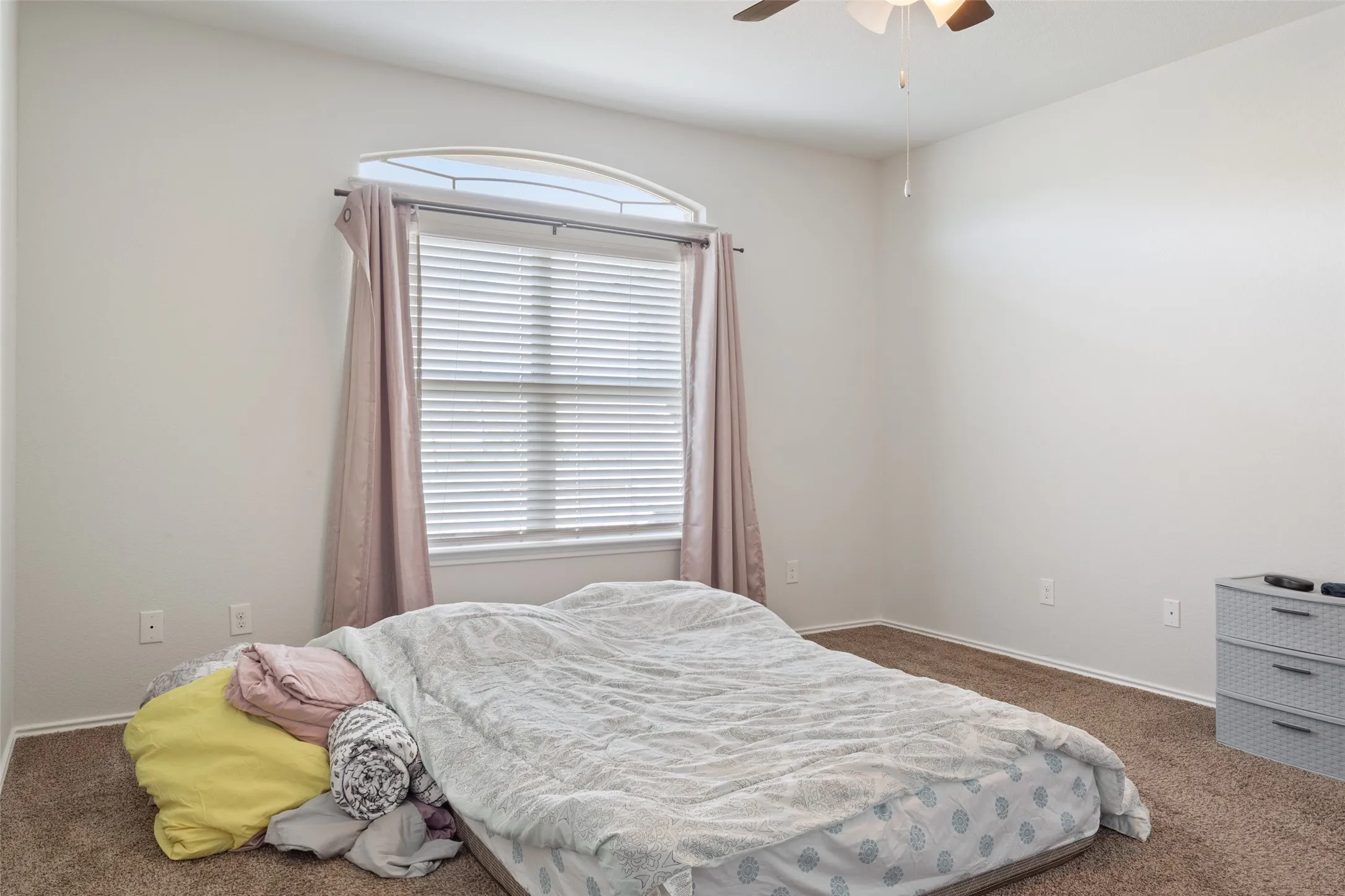 Single Family Residence For Sale in Bell County , 9007 Everly Drive, Killeen, Texas 76542, 3 Bedroom, 2 Bathroom, 2 Garage spaces, 2,086 Sqft, built in 2019, mls#21378724, Real Estate Agent in Killeen, Homes For Sale in Bell county, Homes For Sale in Killeen, Realtor in Killeen Texas, Real Estate Brokerage Independent Realty Texas, Luminita Cordes Realtor