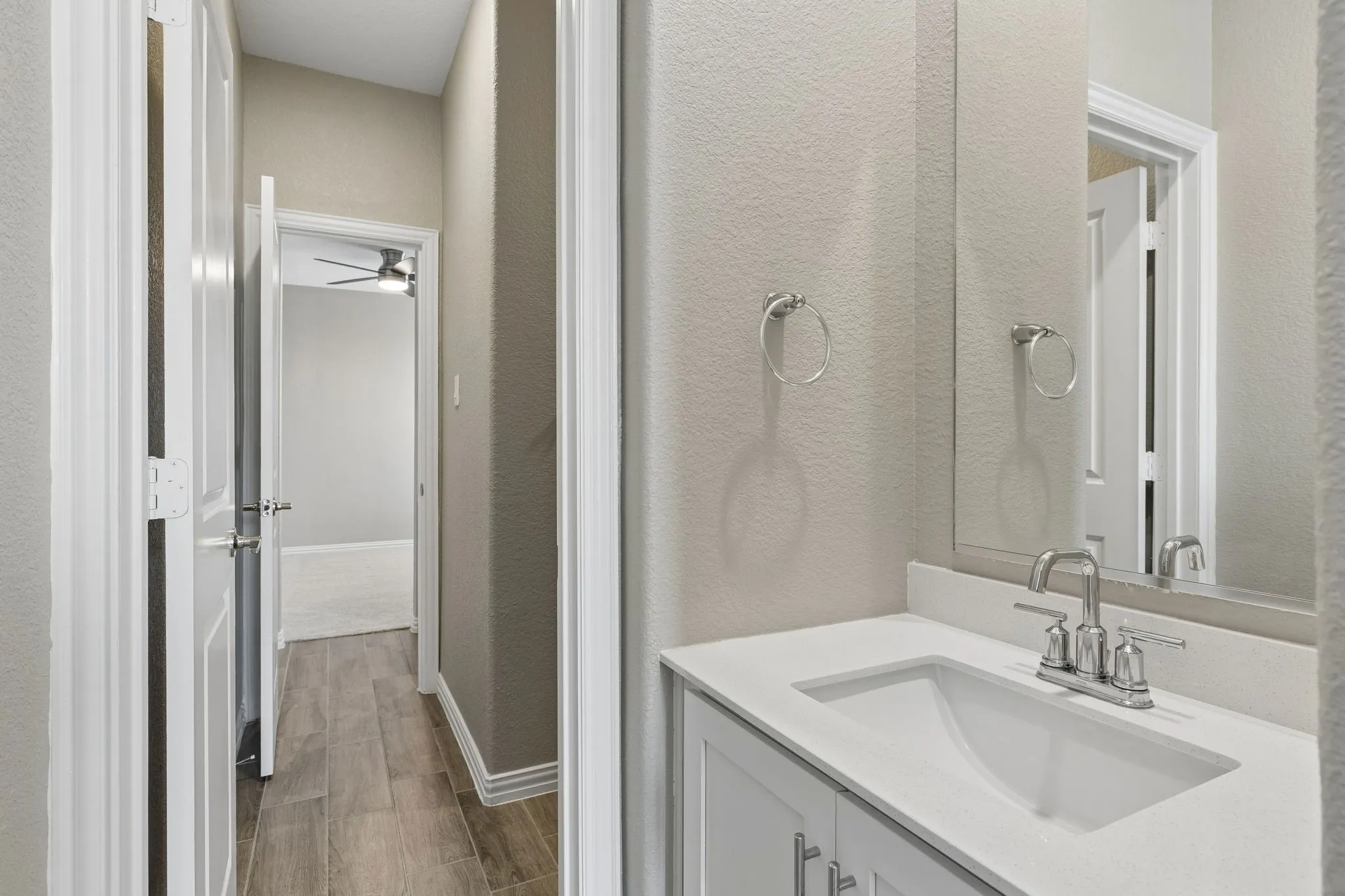 Single Family Residence For Sale in Collin County , 3400 Swift Fox Way, Mc Kinney, Texas 75071, 4 Bedroom, 4 Bathroom, 2 Garage spaces, 3,103 Sqft, built in 2023, mls#21388494, Real Estate Agent in Mc Kinney, Homes For Sale in Collin county, Homes For Sale in Mc Kinney, Realtor in Mc Kinney Texas, Real Estate Brokerage Independent Realty Texas, Luminita Cordes Realtor