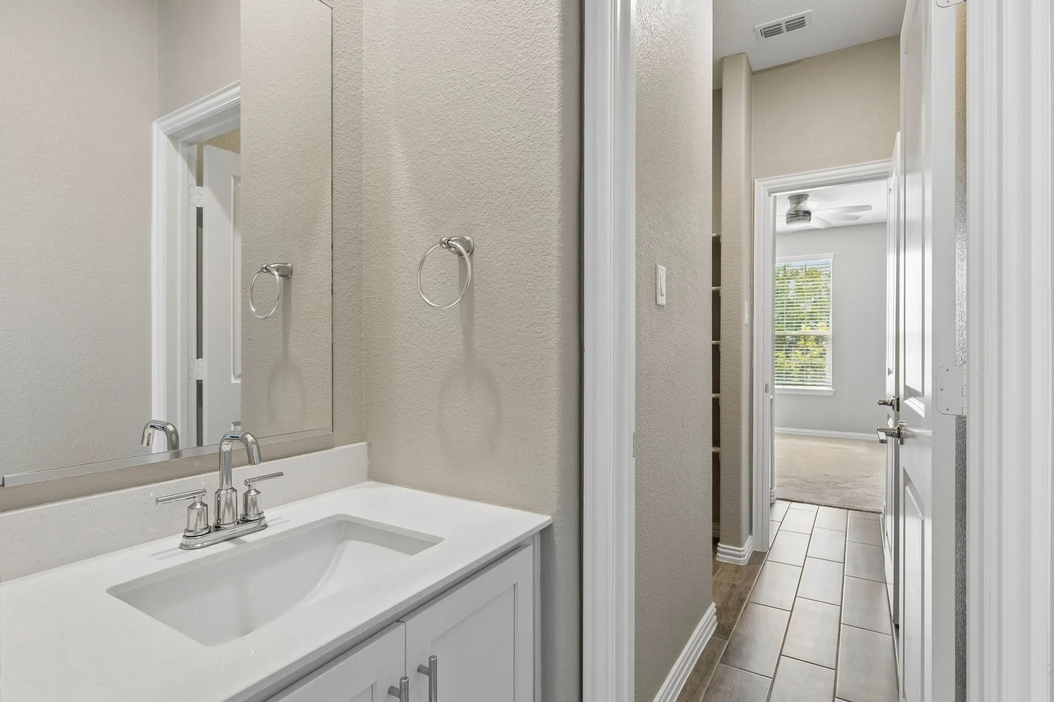 Single Family Residence For Sale in Collin County , 3400 Swift Fox Way, Mc Kinney, Texas 75071, 4 Bedroom, 4 Bathroom, 2 Garage spaces, 3,103 Sqft, built in 2023, mls#21388494, Real Estate Agent in Mc Kinney, Homes For Sale in Collin county, Homes For Sale in Mc Kinney, Realtor in Mc Kinney Texas, Real Estate Brokerage Independent Realty Texas, Luminita Cordes Realtor