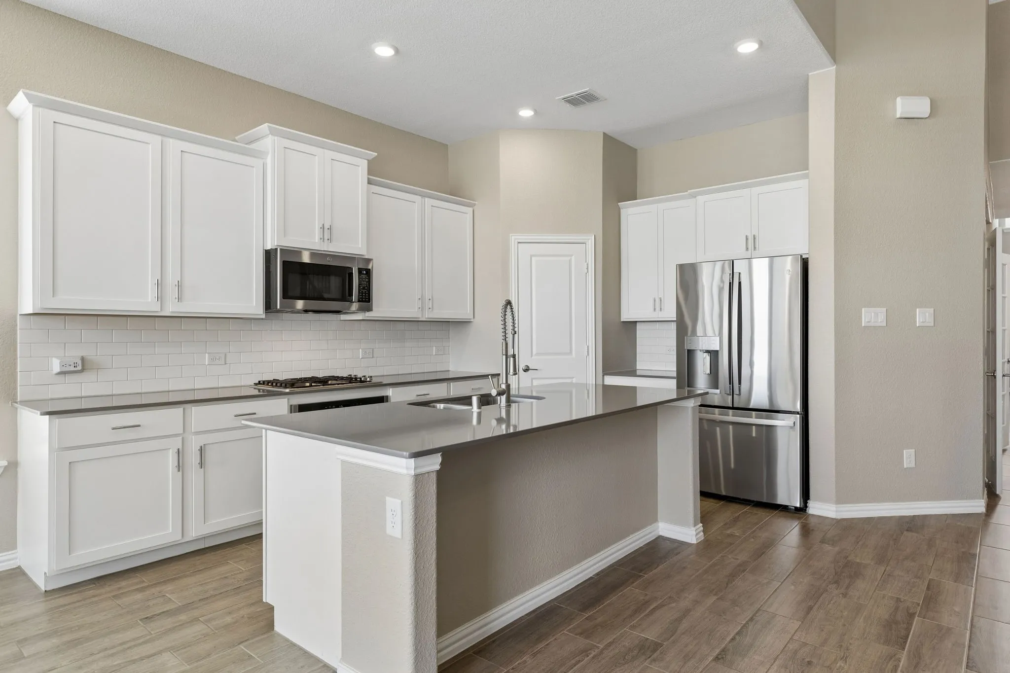 Single Family Residence For Sale in Collin County , 3400 Swift Fox Way, Mc Kinney, Texas 75071, 4 Bedroom, 4 Bathroom, 2 Garage spaces, 3,103 Sqft, built in 2023, mls#21388494, Real Estate Agent in Mc Kinney, Homes For Sale in Collin county, Homes For Sale in Mc Kinney, Realtor in Mc Kinney Texas, Real Estate Brokerage Independent Realty Texas, Luminita Cordes Realtor