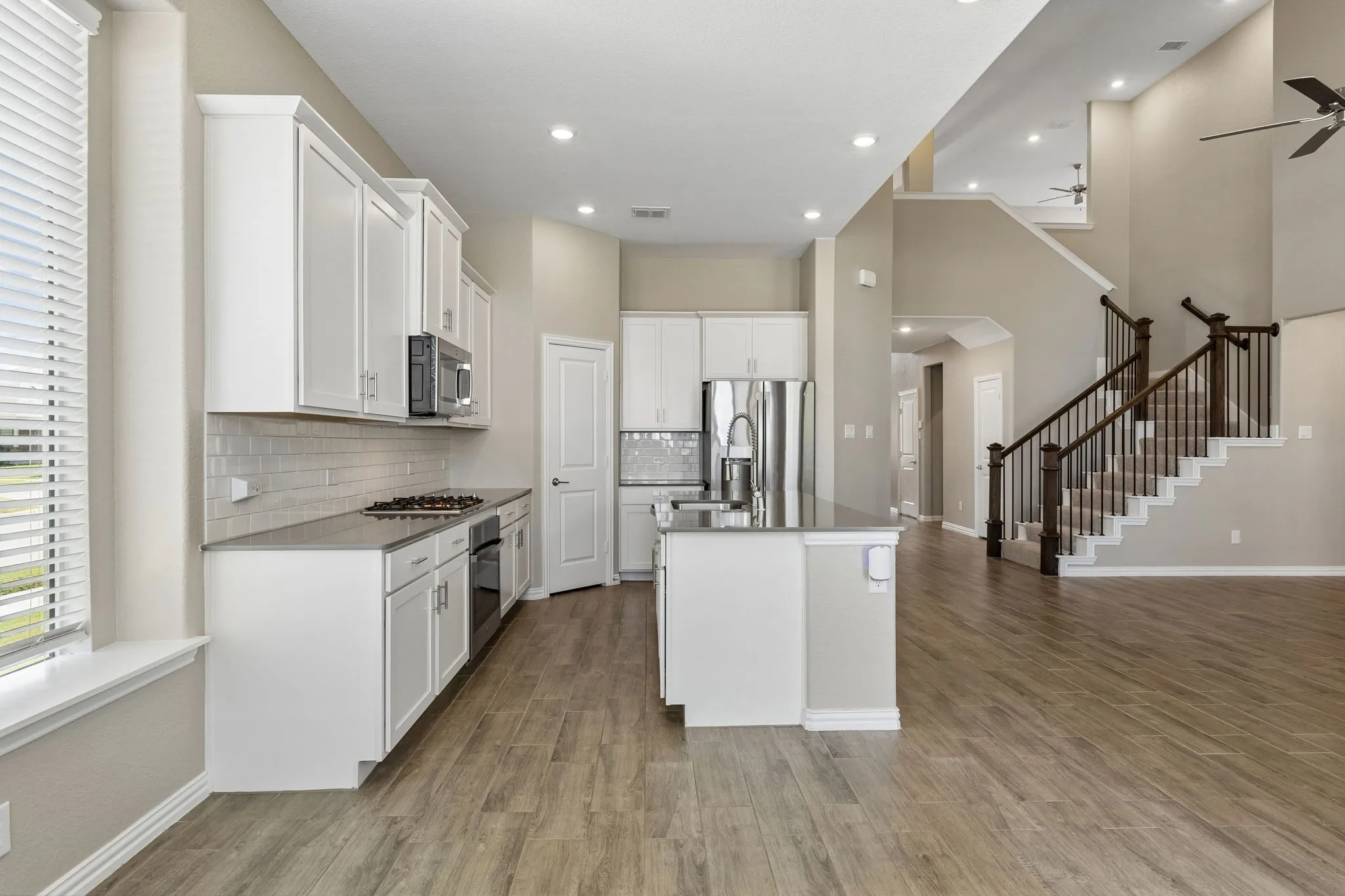 Single Family Residence For Sale in Collin County , 3400 Swift Fox Way, Mc Kinney, Texas 75071, 4 Bedroom, 4 Bathroom, 2 Garage spaces, 3,103 Sqft, built in 2023, mls#21388494, Real Estate Agent in Mc Kinney, Homes For Sale in Collin county, Homes For Sale in Mc Kinney, Realtor in Mc Kinney Texas, Real Estate Brokerage Independent Realty Texas, Luminita Cordes Realtor