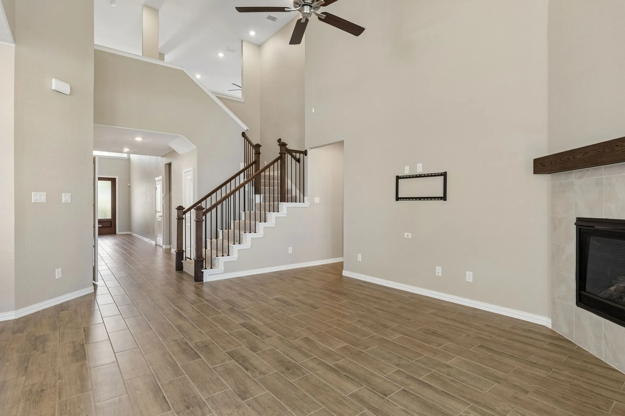 Single Family Residence For Sale in Collin County , 3400 Swift Fox Way, Mc Kinney, Texas 75071, 4 Bedroom, 4 Bathroom, 2 Garage spaces, 3,103 Sqft, built in 2023, mls#21388494, Real Estate Agent in Mc Kinney, Homes For Sale in Collin county, Homes For Sale in Mc Kinney, Realtor in Mc Kinney Texas, Real Estate Brokerage Independent Realty Texas, Luminita Cordes Realtor