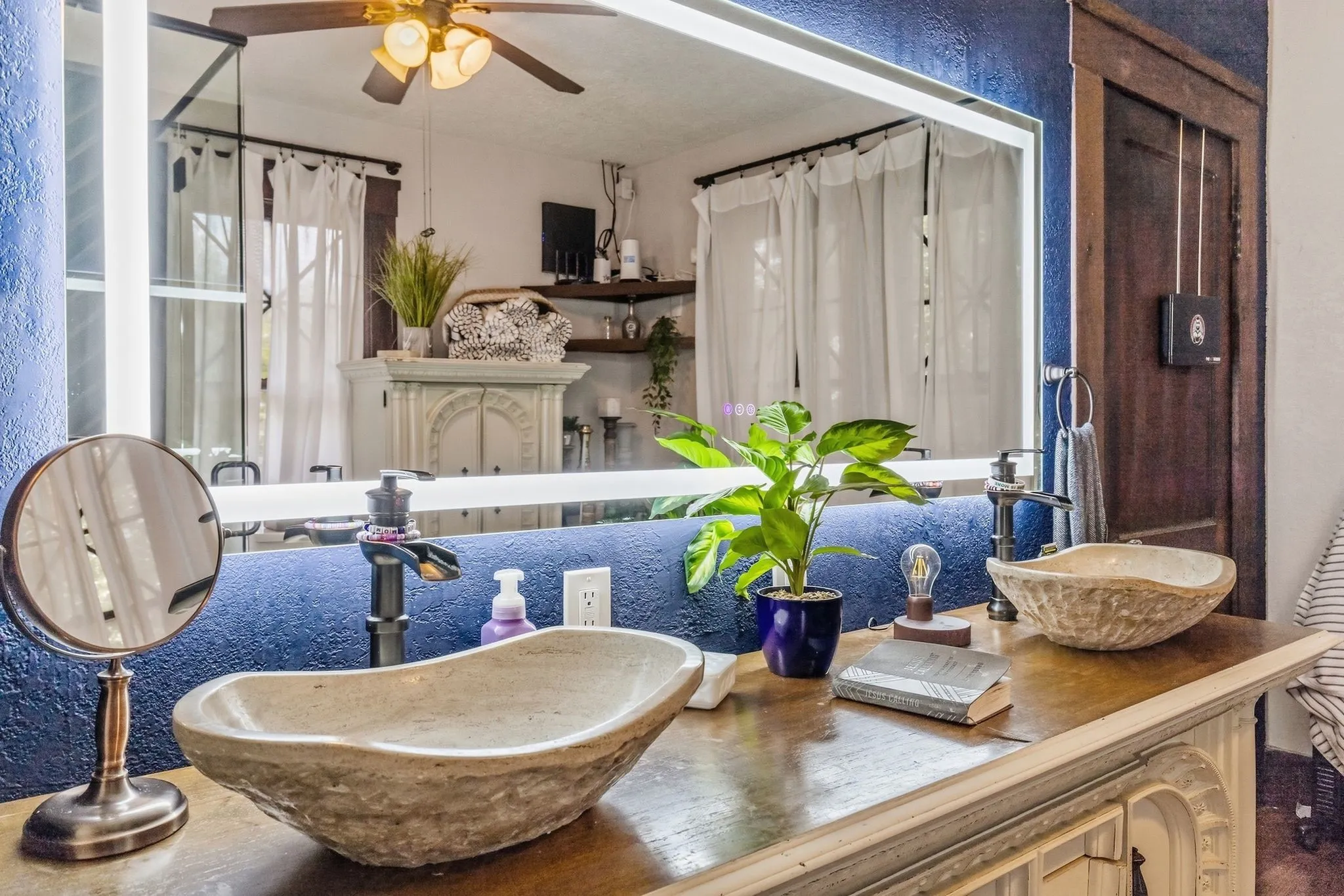 Single Family Residence For Sale in Hunt County , 1507 Park Street, Greenville, Texas 75401, 5 Bedroom, 4 Bathroom, Garage spaces, 5,283 Sqft, built in 1925, mls#21389025, Real Estate Agent in Greenville, Homes For Sale in Hunt county, Homes For Sale in Greenville, Realtor in Greenville Texas, Real Estate Brokerage Independent Realty Texas, Luminita Cordes Realtor