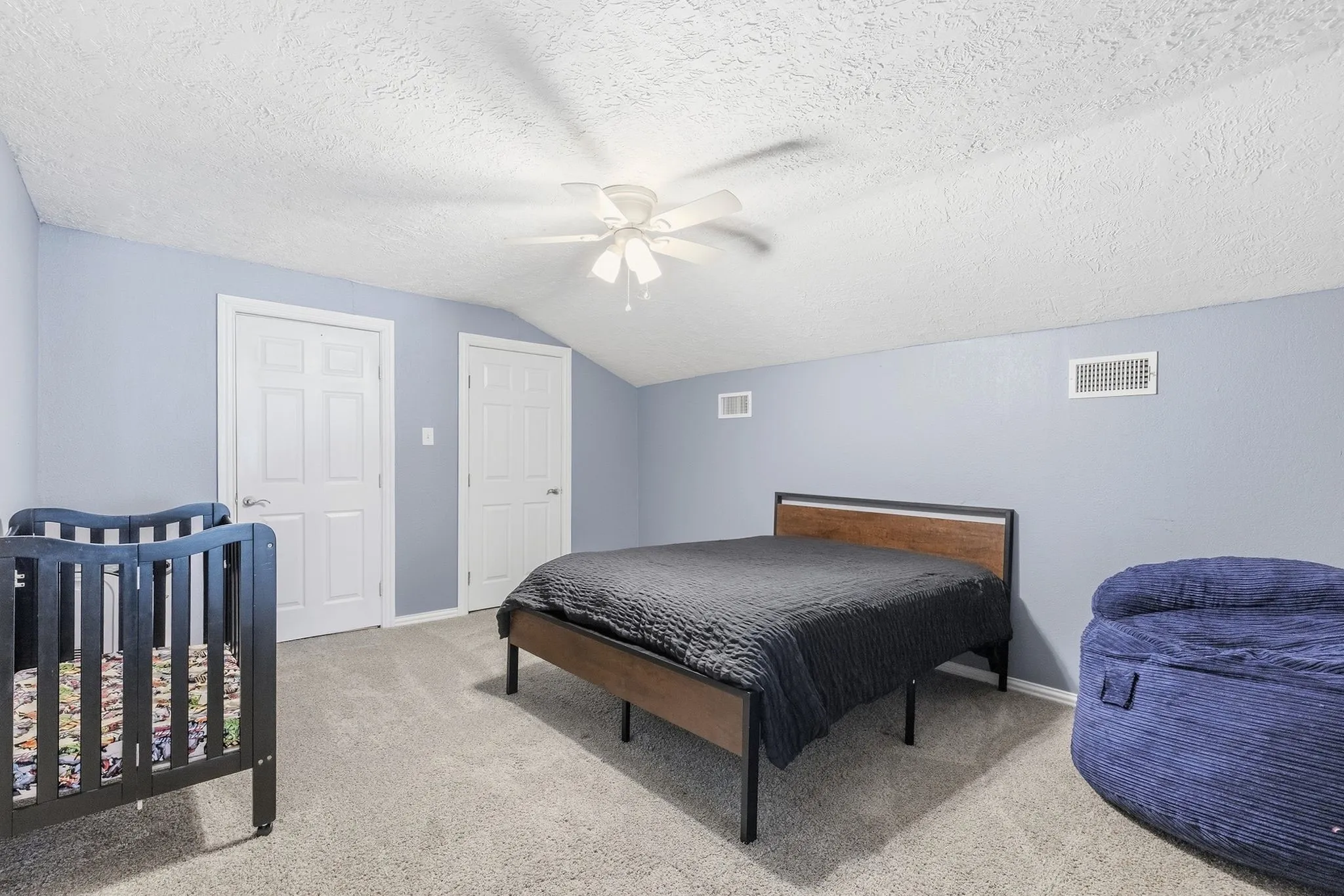 Single Family Residence For Sale in Hunt County , 1507 Park Street, Greenville, Texas 75401, 5 Bedroom, 4 Bathroom, Garage spaces, 5,283 Sqft, built in 1925, mls#21389025, Real Estate Agent in Greenville, Homes For Sale in Hunt county, Homes For Sale in Greenville, Realtor in Greenville Texas, Real Estate Brokerage Independent Realty Texas, Luminita Cordes Realtor