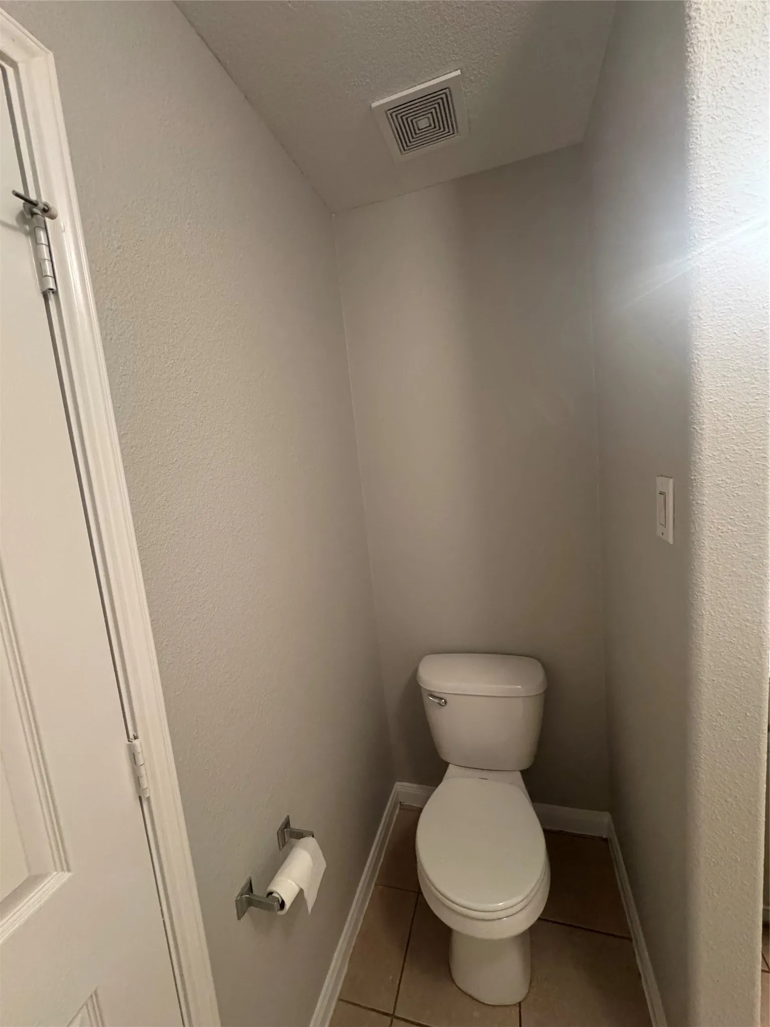 Single Family Residence For Sale in Tarrant County , 601 Hidden Dale Drive, Fort Worth, Texas 76140, 3 Bedroom, 2 Bathroom, 2 Garage spaces, 1,160 Sqft, built in 2011, mls#21386466, Real Estate Agent in Fort Worth, Homes For Sale in Tarrant county, Homes For Sale in Fort Worth, Realtor in Fort Worth Texas, Real Estate Brokerage Independent Realty Texas, Luminita Cordes Realtor