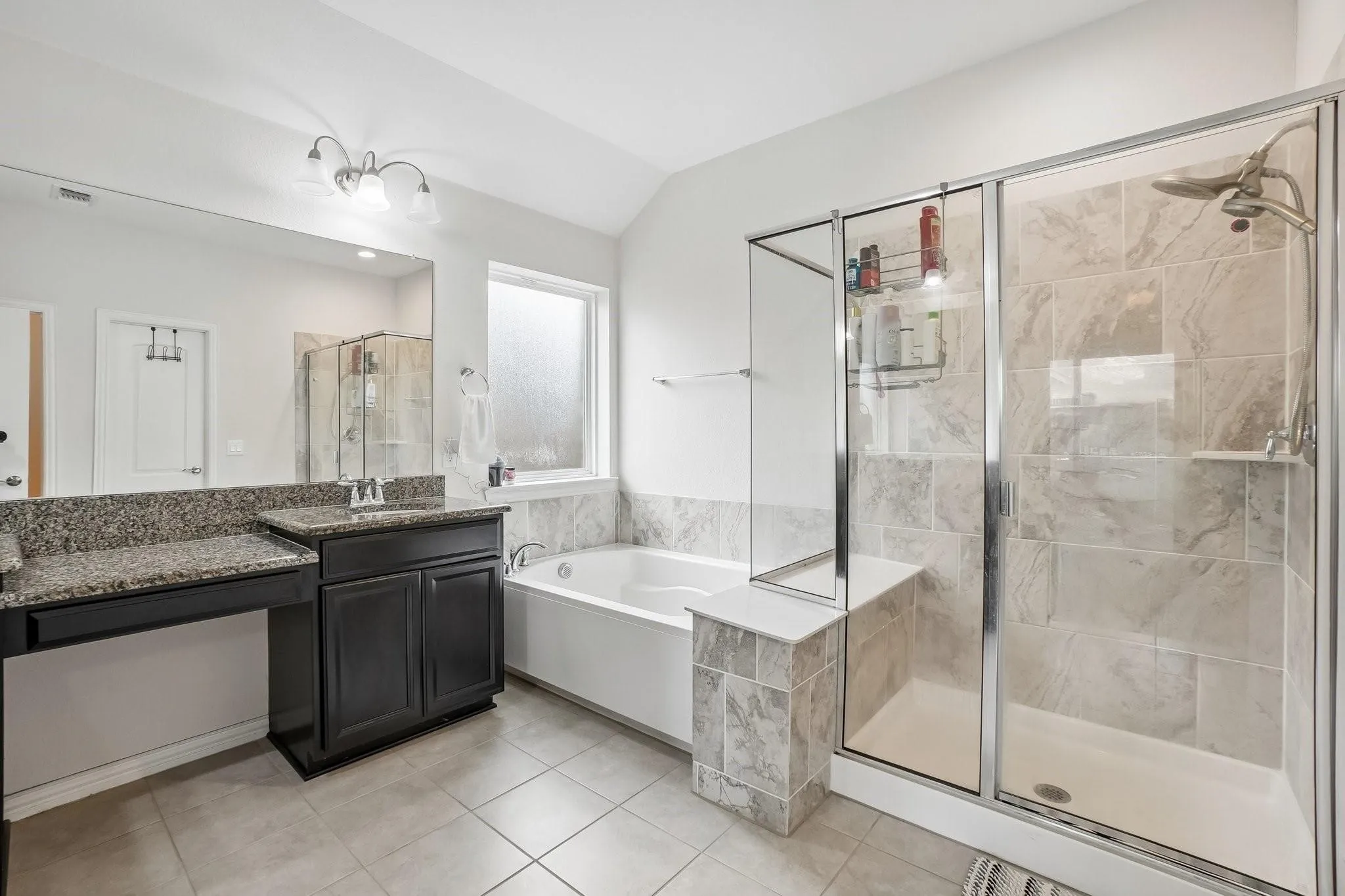 Single Family Residence For Rent in Johnson County , 2603 Wallingford Drive, Mansfield, Texas 76084, 5 Bedroom, 3 Bathroom, 2 Garage spaces, 2,587 Sqft, built in 2019, mls#21387972, Real Estate Agent in Mansfield, Homes For Rent in Johnson county, Homes For Rent in Mansfield, Realtor in Mansfield Texas, Real Estate Brokerage Independent Realty Texas, Luminita Cordes Realtor