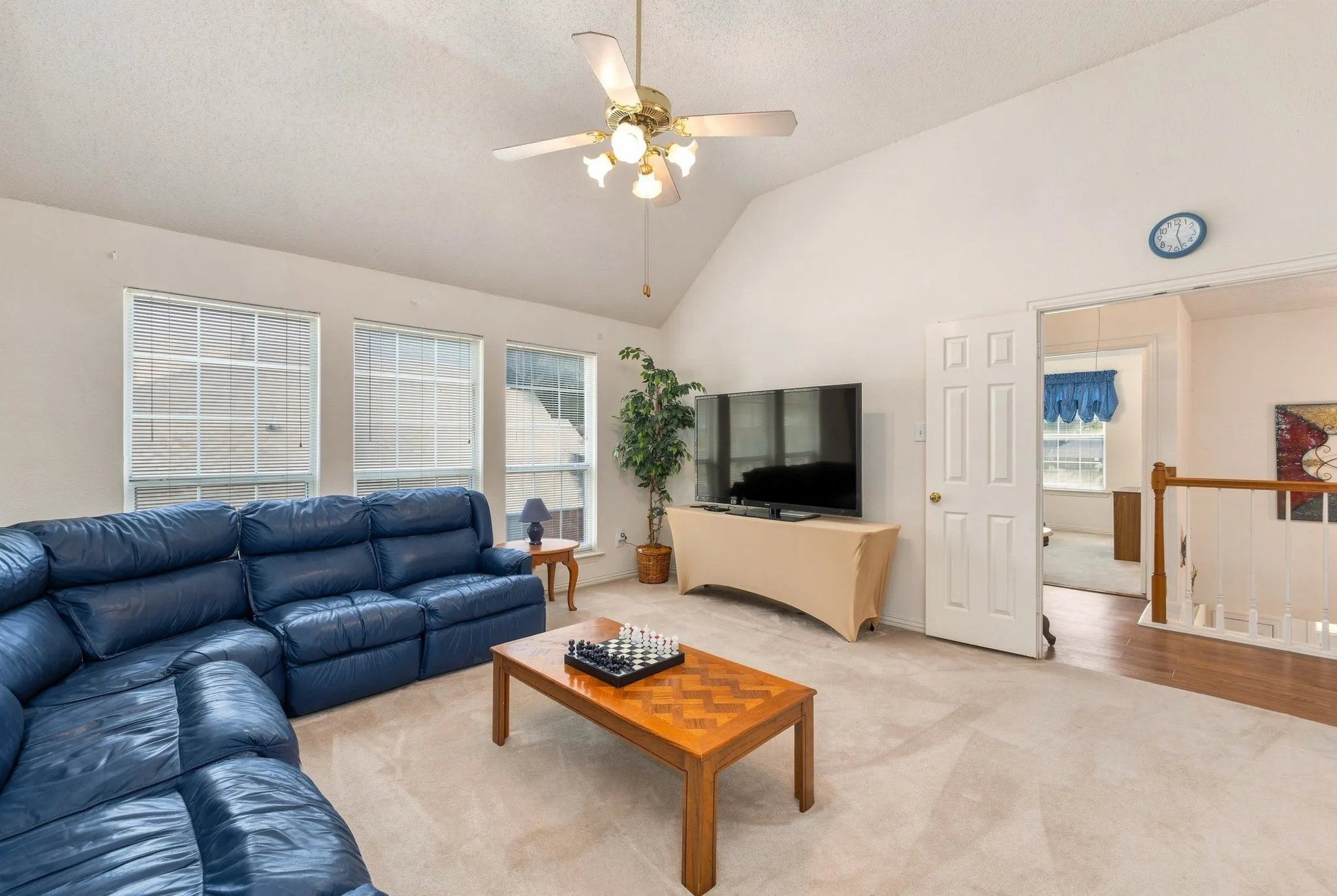 Single Family Residence For Sale in Dallas County , 534 Winston Street, Grand Prairie, Texas 75052, 5 Bedroom, 4 Bathroom, 2 Garage spaces, 3,857 Sqft, built in 1992, mls#21380900, Real Estate Agent in Grand Prairie, Homes For Sale in Dallas county, Homes For Sale in Grand Prairie, Realtor in Grand Prairie Texas, Real Estate Brokerage Independent Realty Texas, Luminita Cordes Realtor
