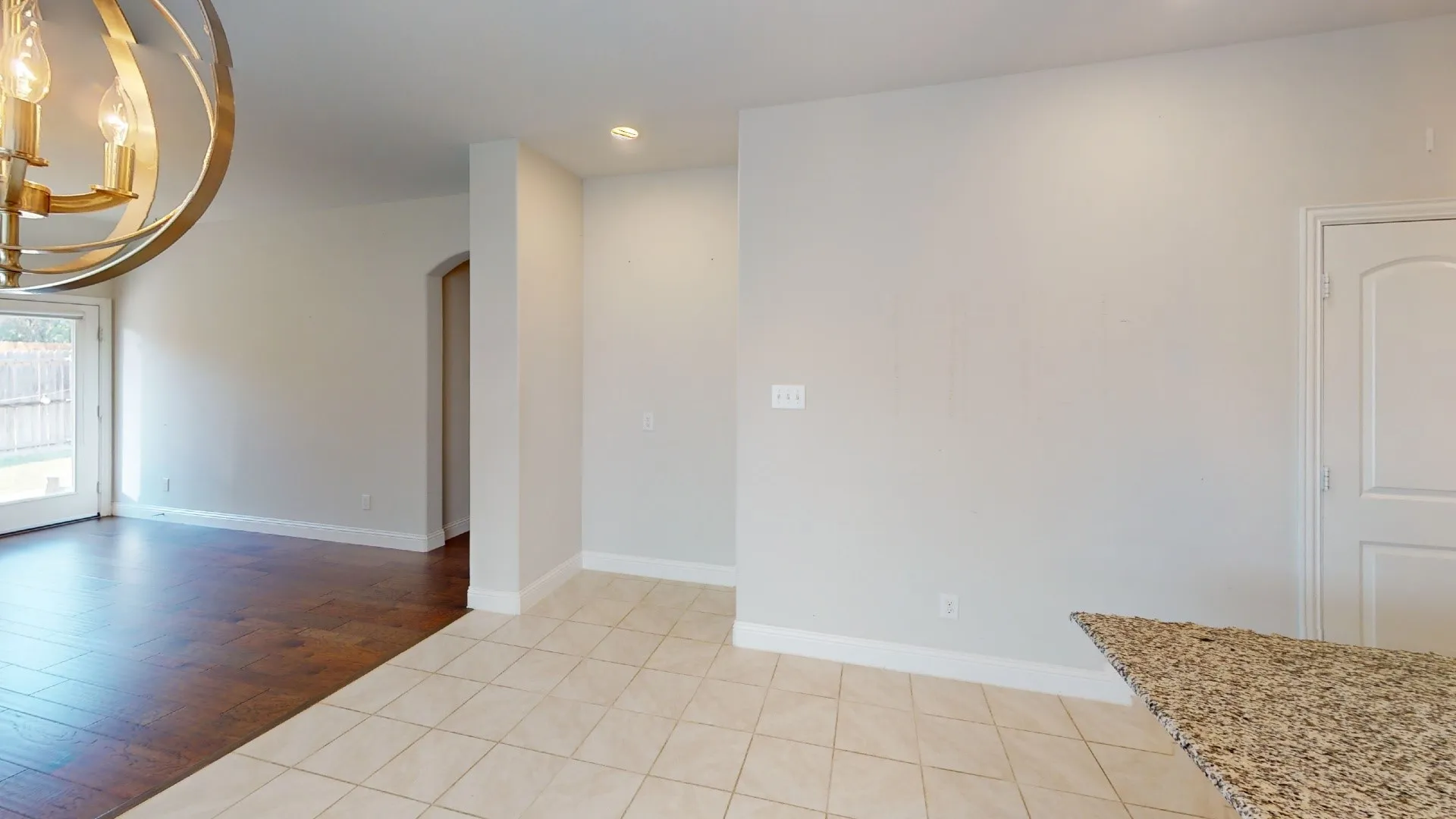 Single Family Residence For Rent in Denton County , 2805 Bird Creek Court, Little Elm, Texas 75068, 3 Bedroom, 2 Bathroom, 2 Garage spaces, 2,038 Sqft, built in 2018, mls#21389052, Real Estate Agent in Little Elm, Homes For Rent in Denton county, Homes For Rent in Little Elm, Realtor in Little Elm Texas, Real Estate Brokerage Independent Realty Texas, Luminita Cordes Realtor