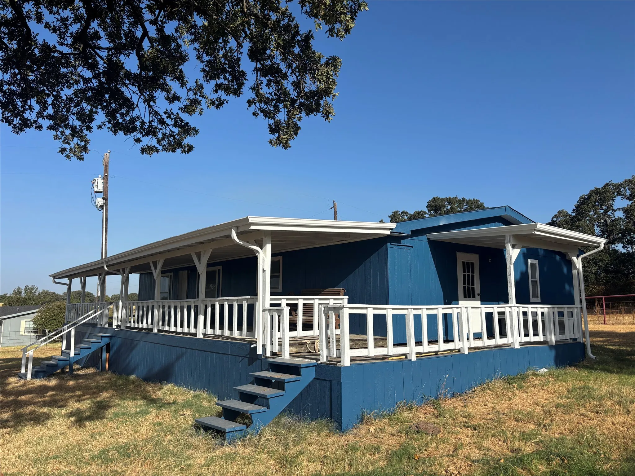 Mobile Home For Rent in Denton County , 7431 Grubbs Road, Aubrey, Texas 76227, 3 Bedroom, 2 Bathroom, Garage spaces, 1,800 Sqft, built in 2000, mls#21389014, Real Estate Agent in Aubrey, Homes For Rent in Denton county, Homes For Rent in Aubrey, Realtor in Aubrey Texas, Real Estate Brokerage Independent Realty Texas, Luminita Cordes Realtor
