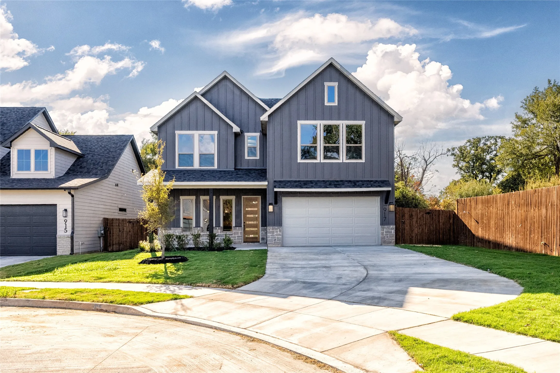 Single Family Residence For Sale in Tarrant County , 917 Boston Lane, River Oaks, Texas 76114, 4 Bedroom, 3 Bathroom, 2 Garage spaces, 2,564 Sqft, built in 2026, mls#21389073, Real Estate Agent in River Oaks, Homes For Sale in Tarrant county, Homes For Sale in River Oaks, Realtor in River Oaks Texas, Real Estate Brokerage Independent Realty Texas, Luminita Cordes Realtor