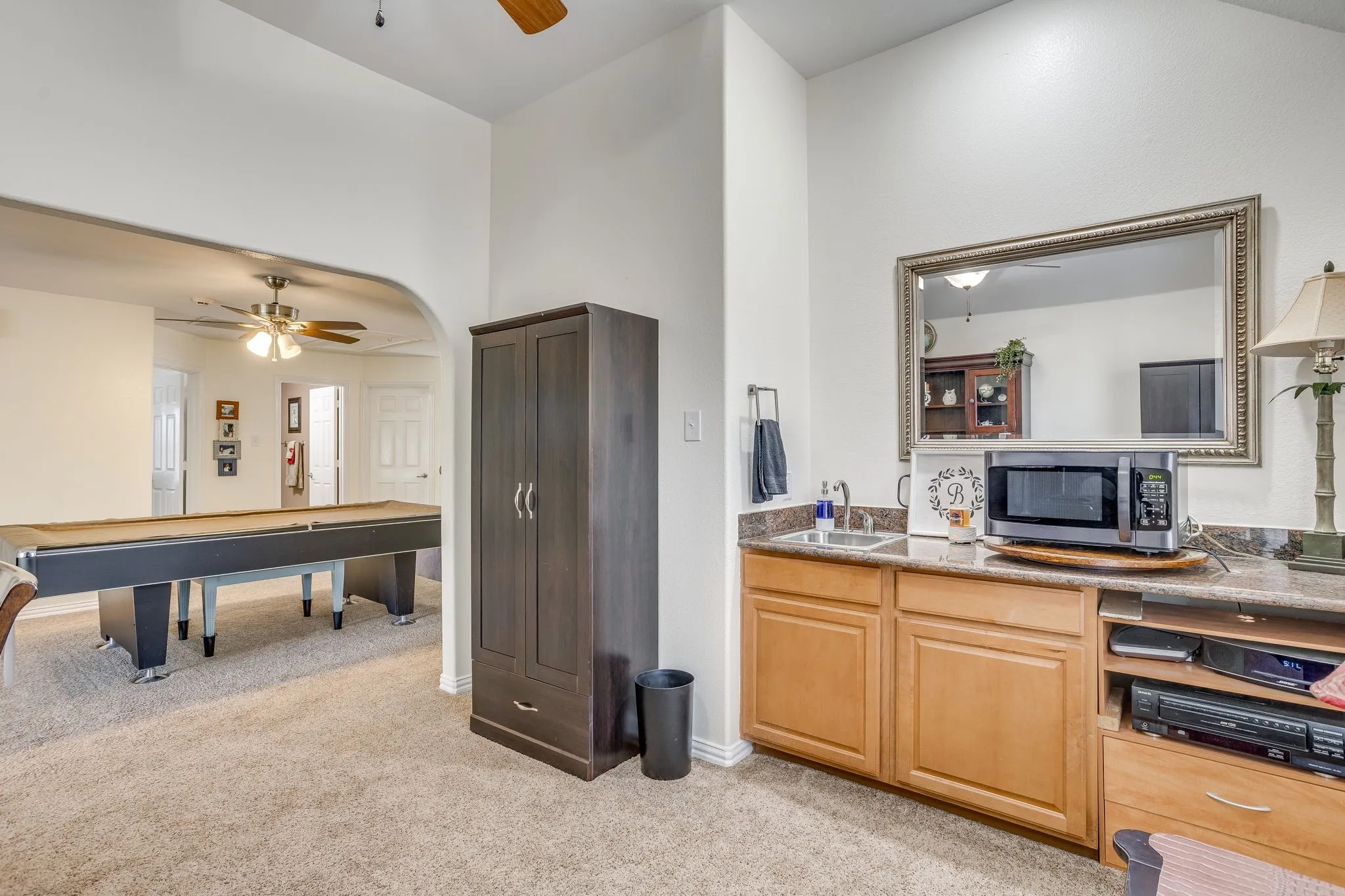 Single Family Residence For Sale in Tarrant County , 916 Sequoia Way, Saginaw, Texas 76131, 4 Bedroom, 4 Bathroom, 3 Garage spaces, 3,295 Sqft, built in 2005, mls#21389031, Real Estate Agent in Saginaw, Homes For Sale in Tarrant county, Homes For Sale in Saginaw, Realtor in Saginaw Texas, Real Estate Brokerage Independent Realty Texas, Luminita Cordes Realtor