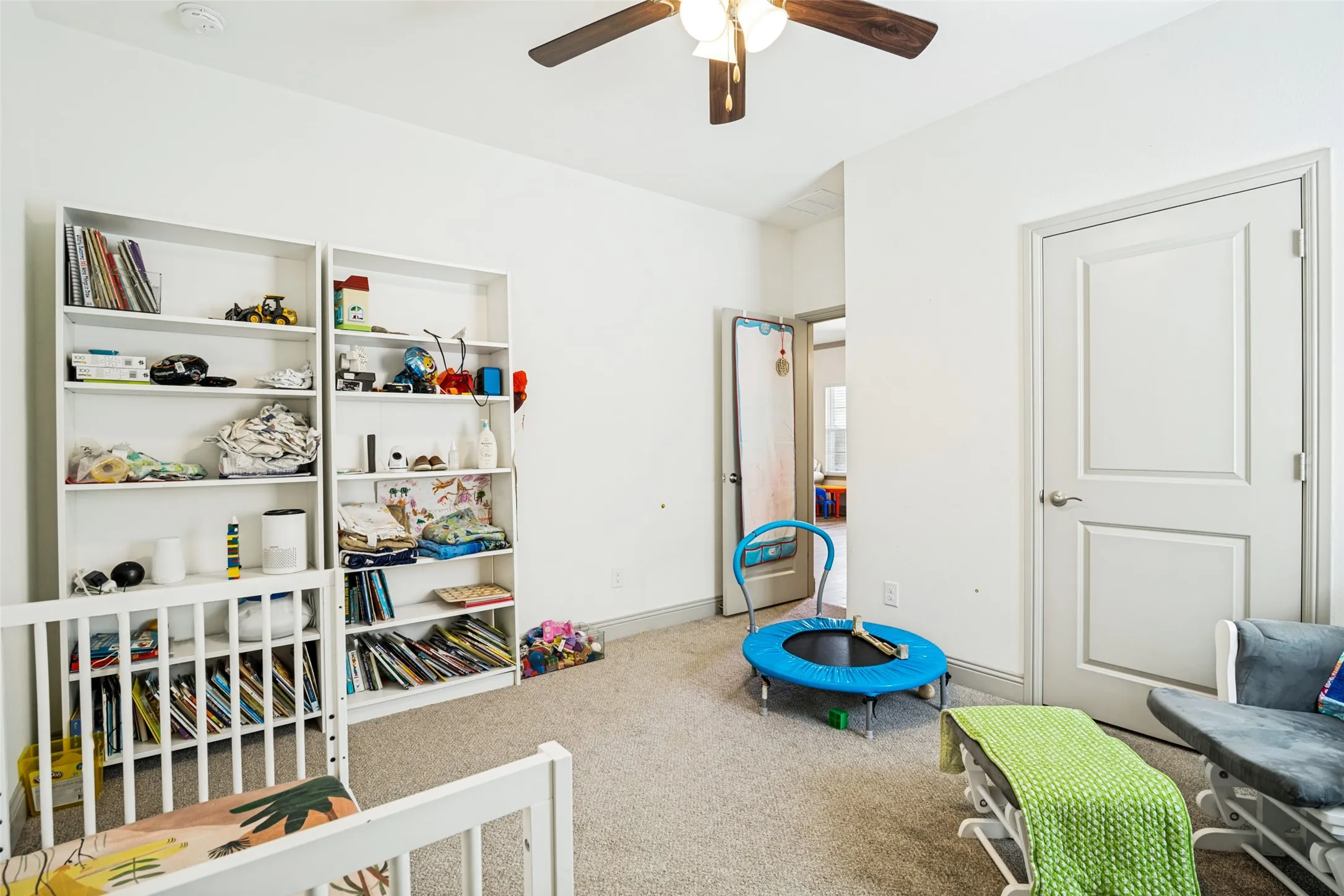 Single Family Residence For Sale in Collin County , 320 Community Drive, Lavon, Texas 75166, 4 Bedroom, 3 Bathroom, 2 Garage spaces, 2,297 Sqft, built in 2022, mls#21388034, Real Estate Agent in Lavon, Homes For Sale in Collin county, Homes For Sale in Lavon, Realtor in Lavon Texas, Real Estate Brokerage Independent Realty Texas, Luminita Cordes Realtor