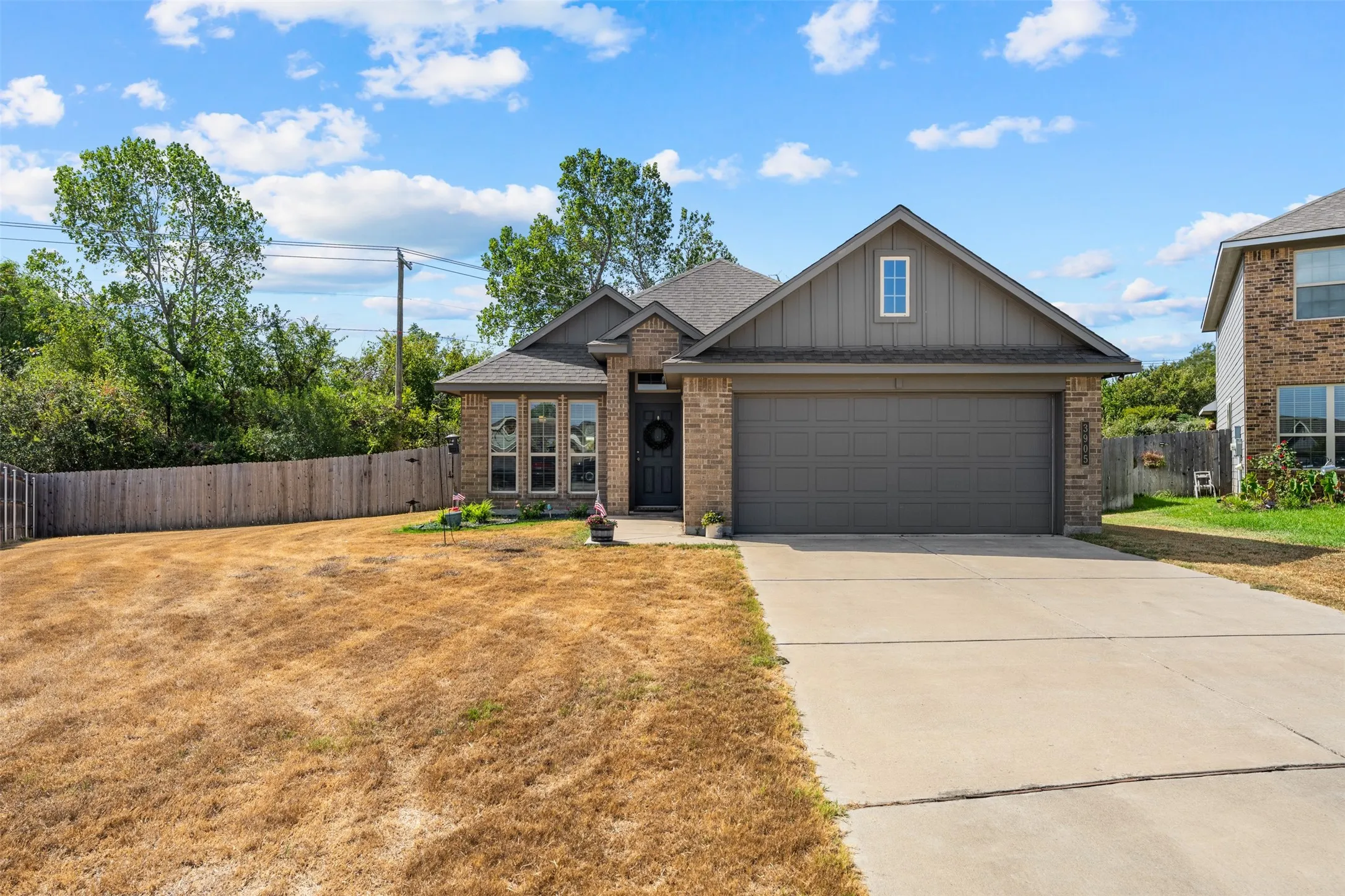 Single Family Residence For Sale in Mc Lennan County , 3905 S Fork Ranch Road, Waco, Texas 76705, 3 Bedroom, 2 Bathroom, 2 Garage spaces, 1,374 Sqft, built in 2020, mls#21388841, Real Estate Agent in Waco, Homes For Sale in Mc Lennan county, Homes For Sale in Waco, Realtor in Waco Texas, Real Estate Brokerage Independent Realty Texas, Luminita Cordes Realtor