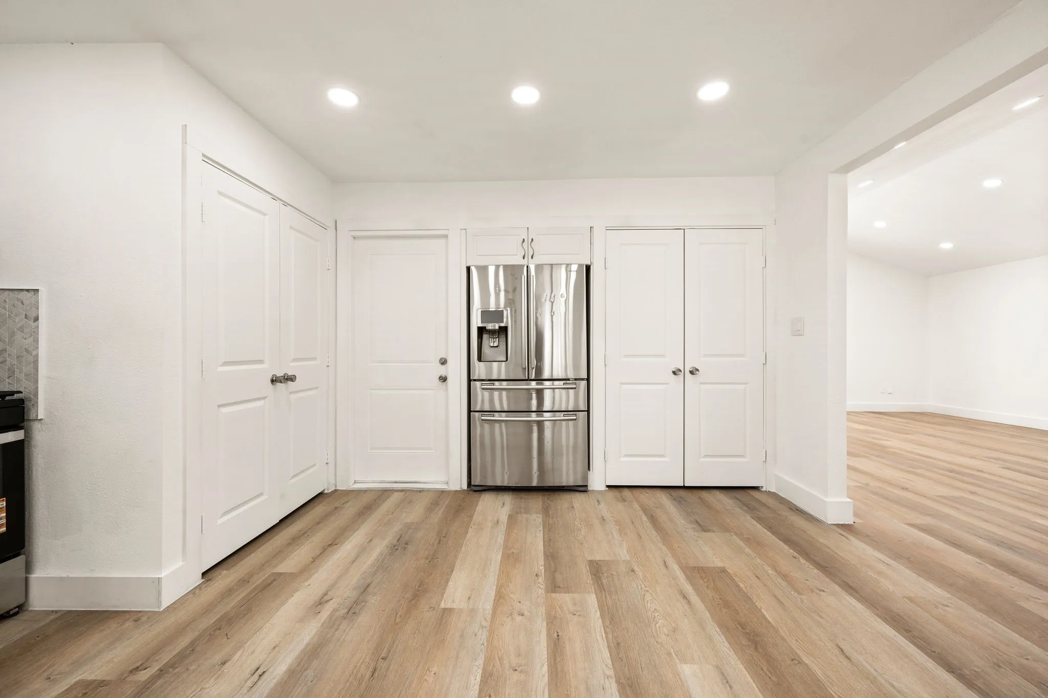 Single Family Residence For Sale in Dallas County , 1216 Briarcove Drive, Richardson, Texas 75081, 3 Bedroom, 2 Bathroom, 2 Garage spaces, 1,745 Sqft, built in 1967, mls#21378706, Real Estate Agent in Richardson, Homes For Sale in Dallas county, Homes For Sale in Richardson, Realtor in Richardson Texas, Real Estate Brokerage Independent Realty Texas, Luminita Cordes Realtor