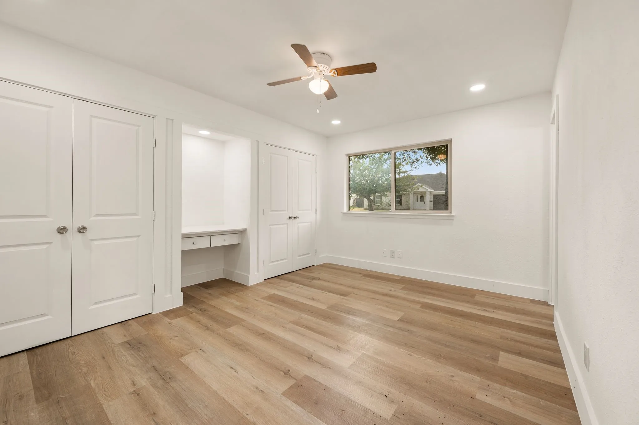 Single Family Residence For Sale in Dallas County , 1216 Briarcove Drive, Richardson, Texas 75081, 3 Bedroom, 2 Bathroom, 2 Garage spaces, 1,745 Sqft, built in 1967, mls#21378706, Real Estate Agent in Richardson, Homes For Sale in Dallas county, Homes For Sale in Richardson, Realtor in Richardson Texas, Real Estate Brokerage Independent Realty Texas, Luminita Cordes Realtor