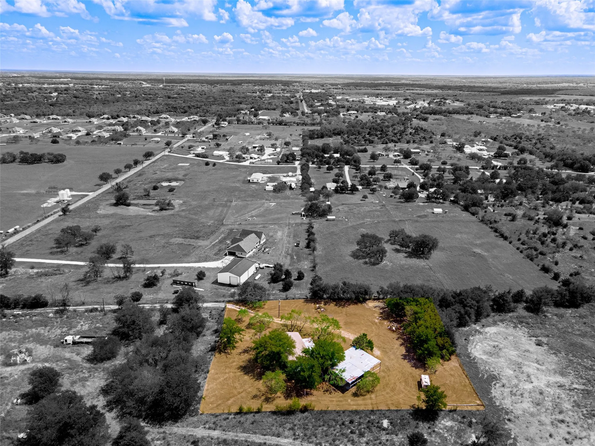 Manufactured Home For Sale in Hunt County , 8026 County Road 2580, Royse City, Texas 75189, 3 Bedroom, 2 Bathroom, Garage spaces, 1,960 Sqft, built in 2008, mls#21386346, Real Estate Agent in Royse City, Homes For Sale in Hunt county, Homes For Sale in Royse City, Realtor in Royse City Texas, Real Estate Brokerage Independent Realty Texas, Luminita Cordes Realtor