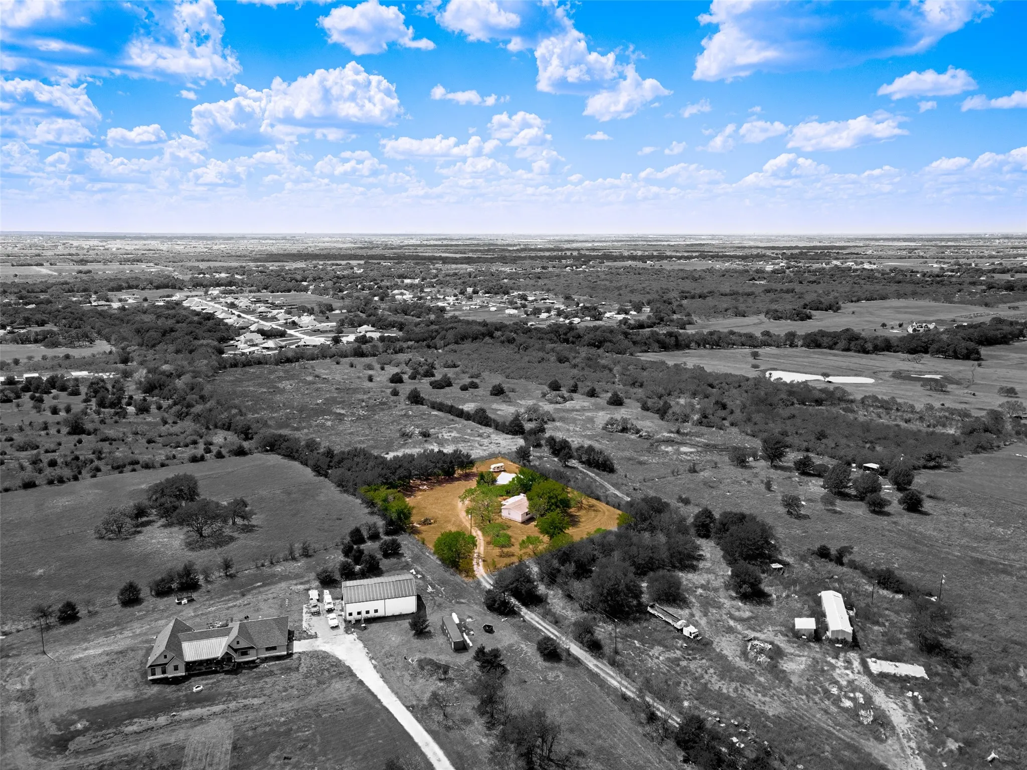 Manufactured Home For Sale in Hunt County , 8026 County Road 2580, Royse City, Texas 75189, 3 Bedroom, 2 Bathroom, Garage spaces, 1,960 Sqft, built in 2008, mls#21386346, Real Estate Agent in Royse City, Homes For Sale in Hunt county, Homes For Sale in Royse City, Realtor in Royse City Texas, Real Estate Brokerage Independent Realty Texas, Luminita Cordes Realtor